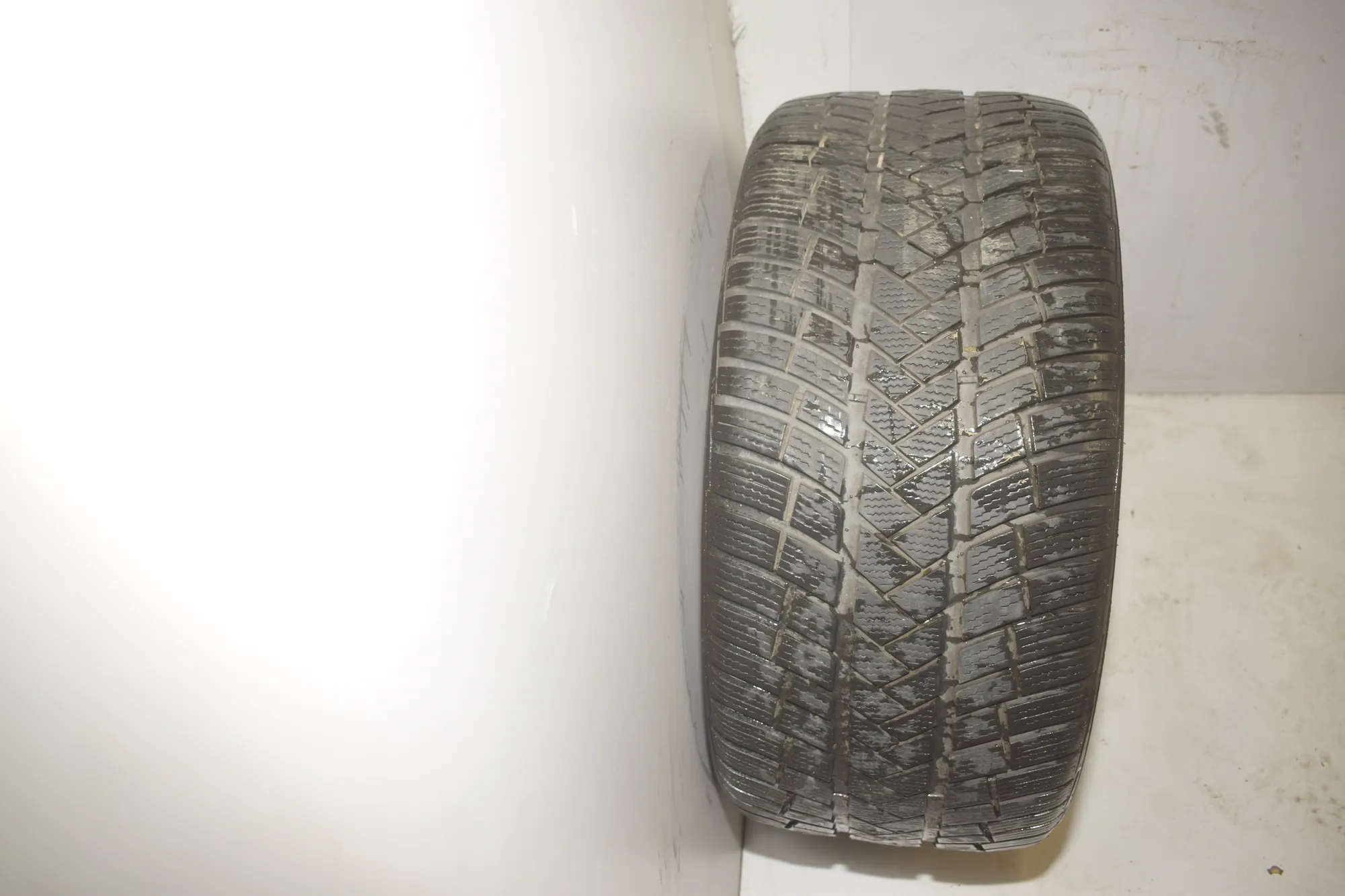 Tire · BMW X6 (F16, F86) BMW X6 (F16, F86) xDrive 35 i 2018 – 2