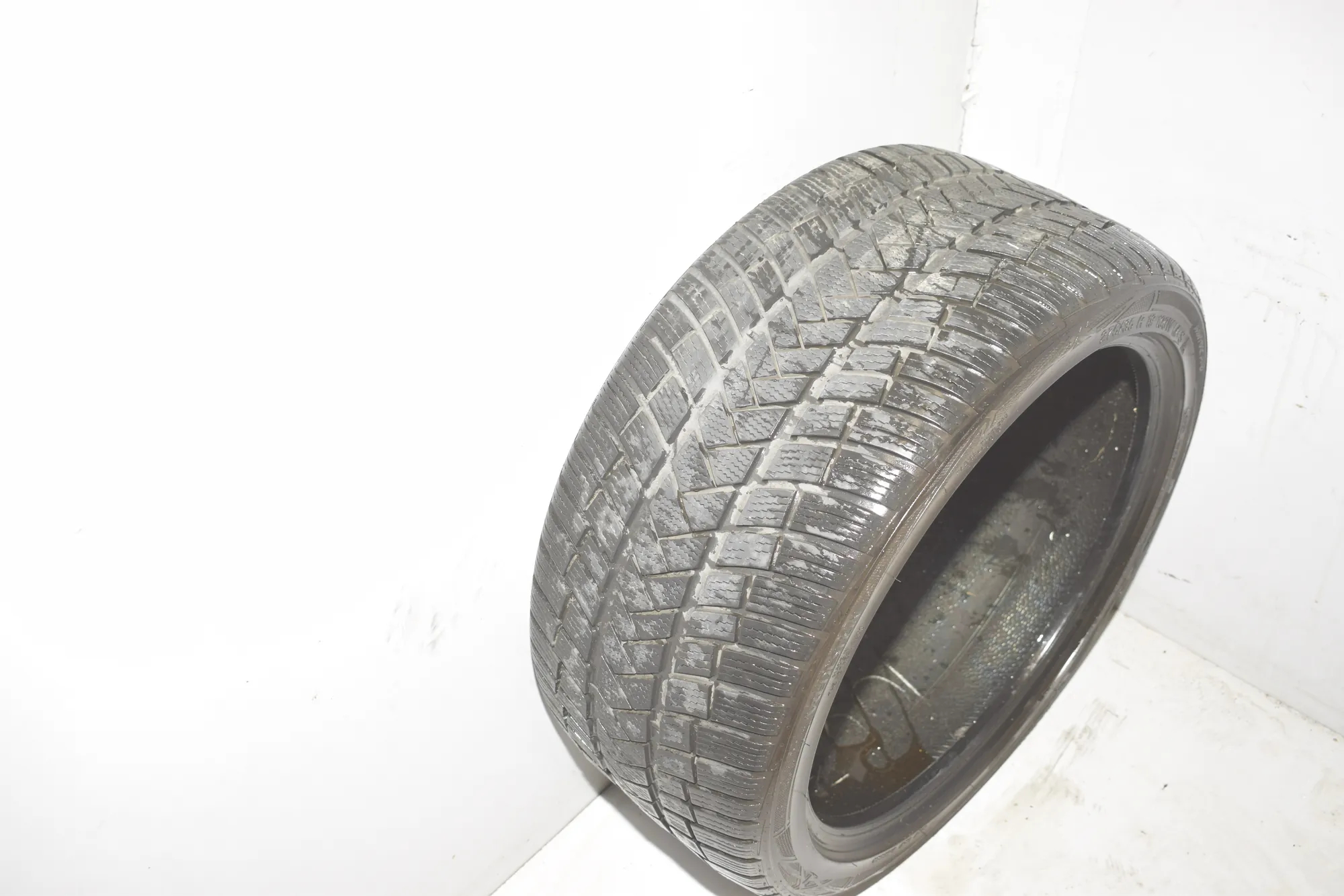 Tire · BMW X6 (F16, F86) BMW X6 (F16, F86) xDrive 35 i 2018