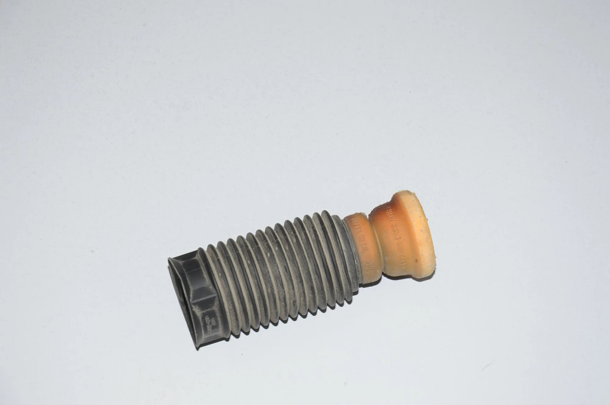 Absorber Cylinder Protection – OEM 33536852241 · BMW i3 (I01) Electric 2019 – 2
