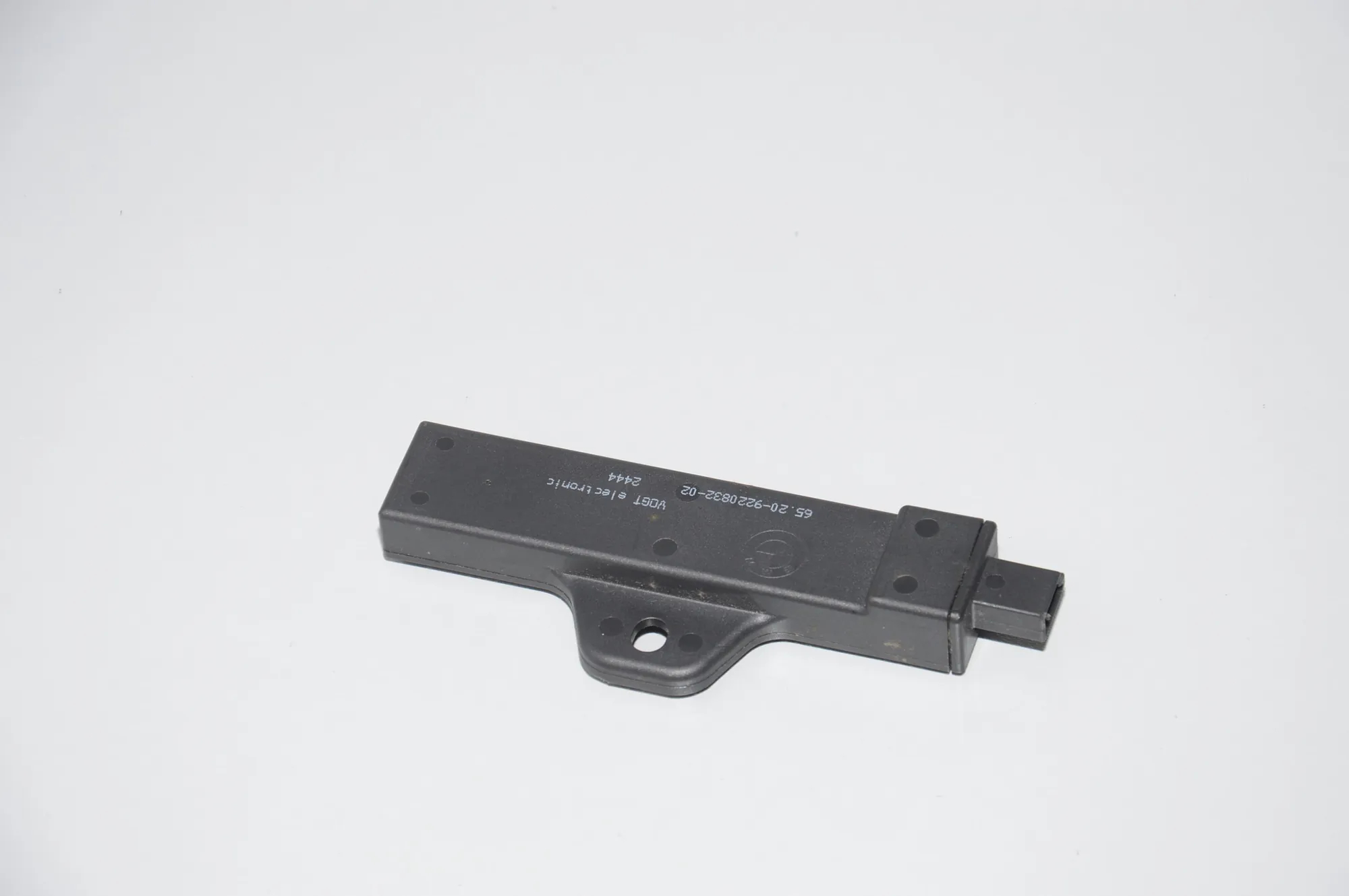 Antenna – OEM 65209220832 · BMW 5 (F10) 530 d 2014