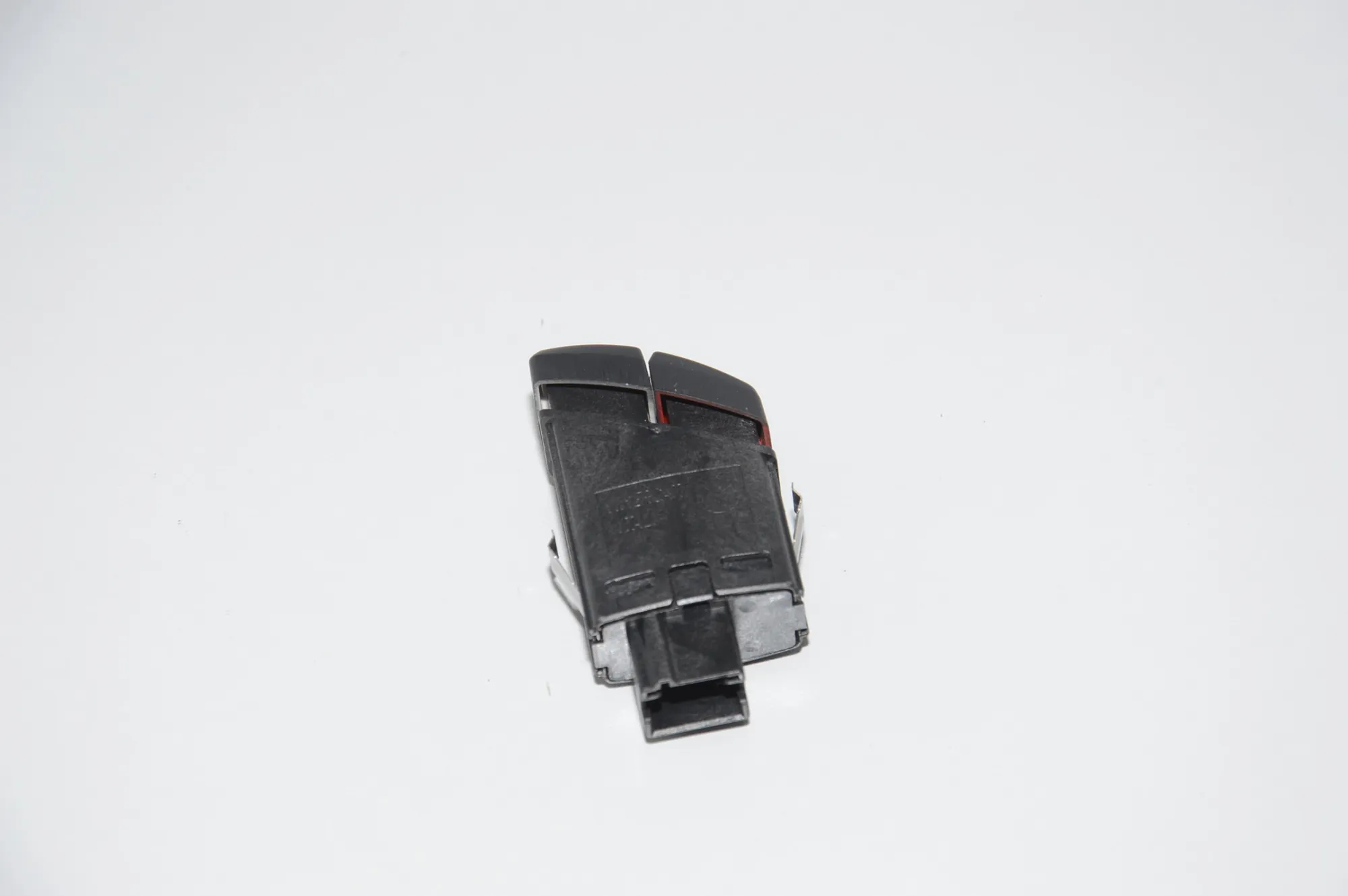Hazard Button – OEM 61319161896 · BMW 5 (F10) 530 d 2014 – 3