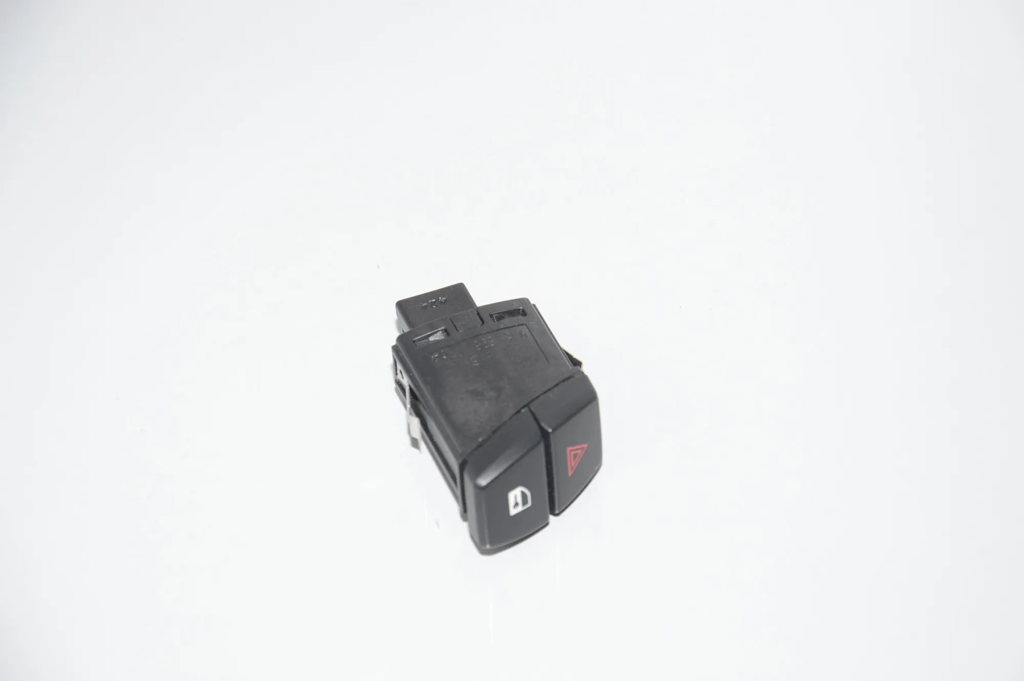 Hazard Button – OEM 61319161896 · BMW 5 (F10) 530 d 2014 – 2