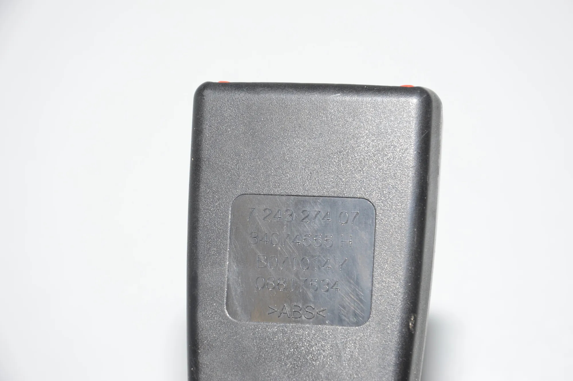 Rear Right Seat Buckle – OEM 72117243274 · BMW 5 (F10) 530 d 2014 – 7