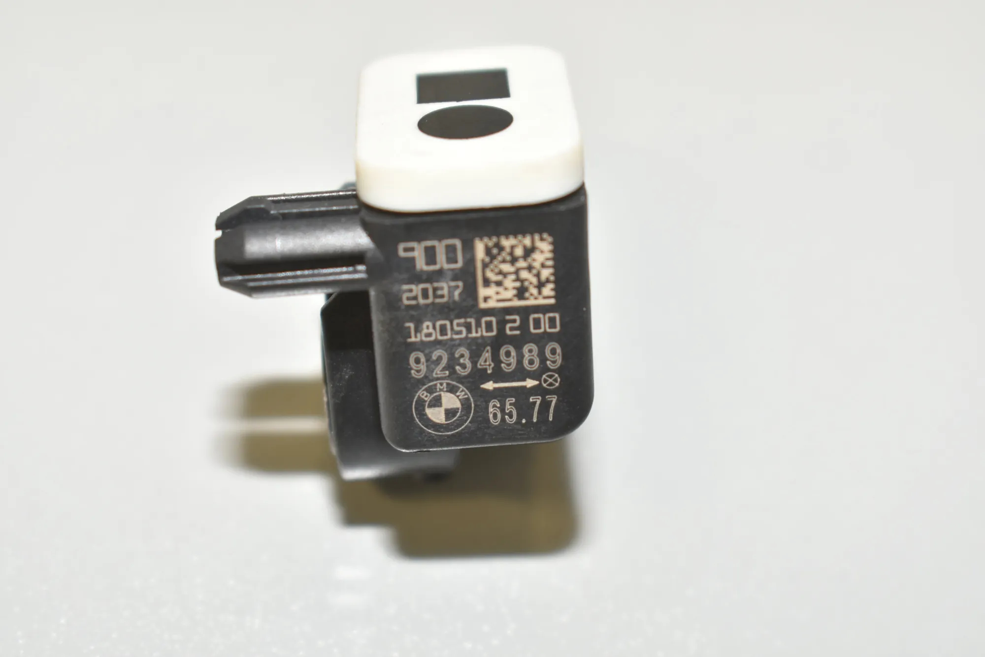 Front Right Impact Sensor – OEM 9234989 · BMW 4 Gran Coupe (F36) 430 d 2018 – 4