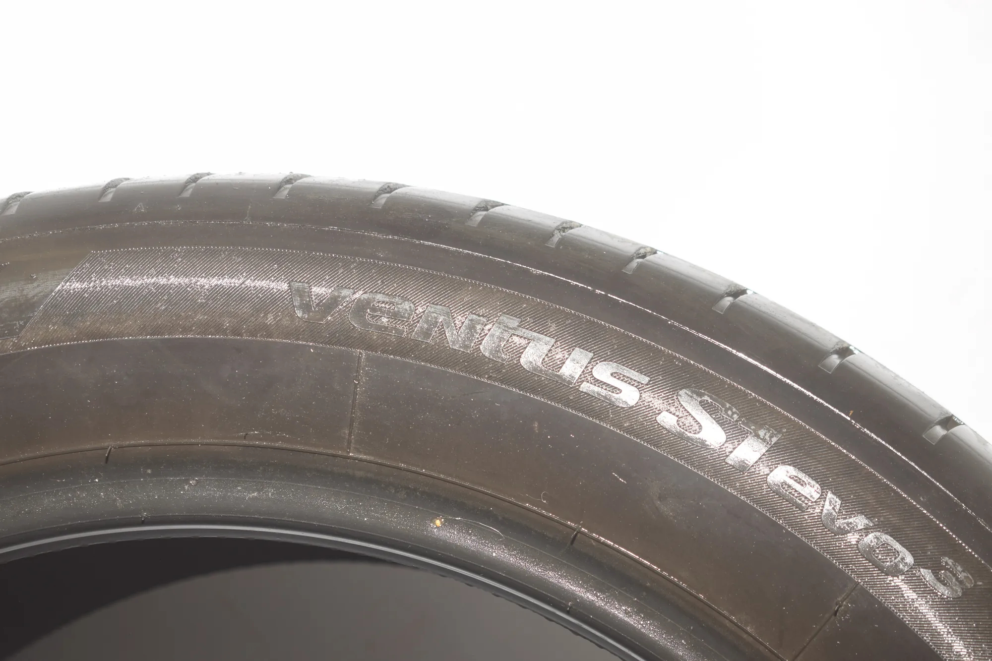Tire · BMW 5 Touring (F11) BMW 5 Touring (F11) 518 d 2017 – 5