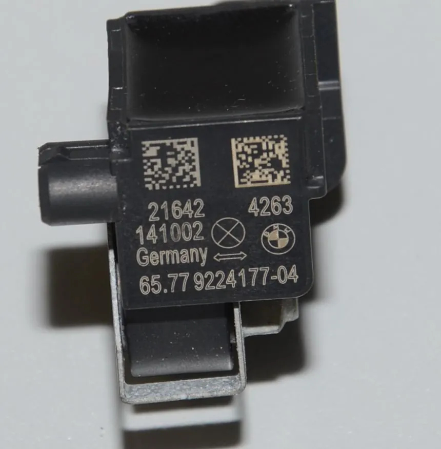 Front Left Impact Sensor – OEM 65779224177 · BMW 5 (F10) 530 d 2014 – 6