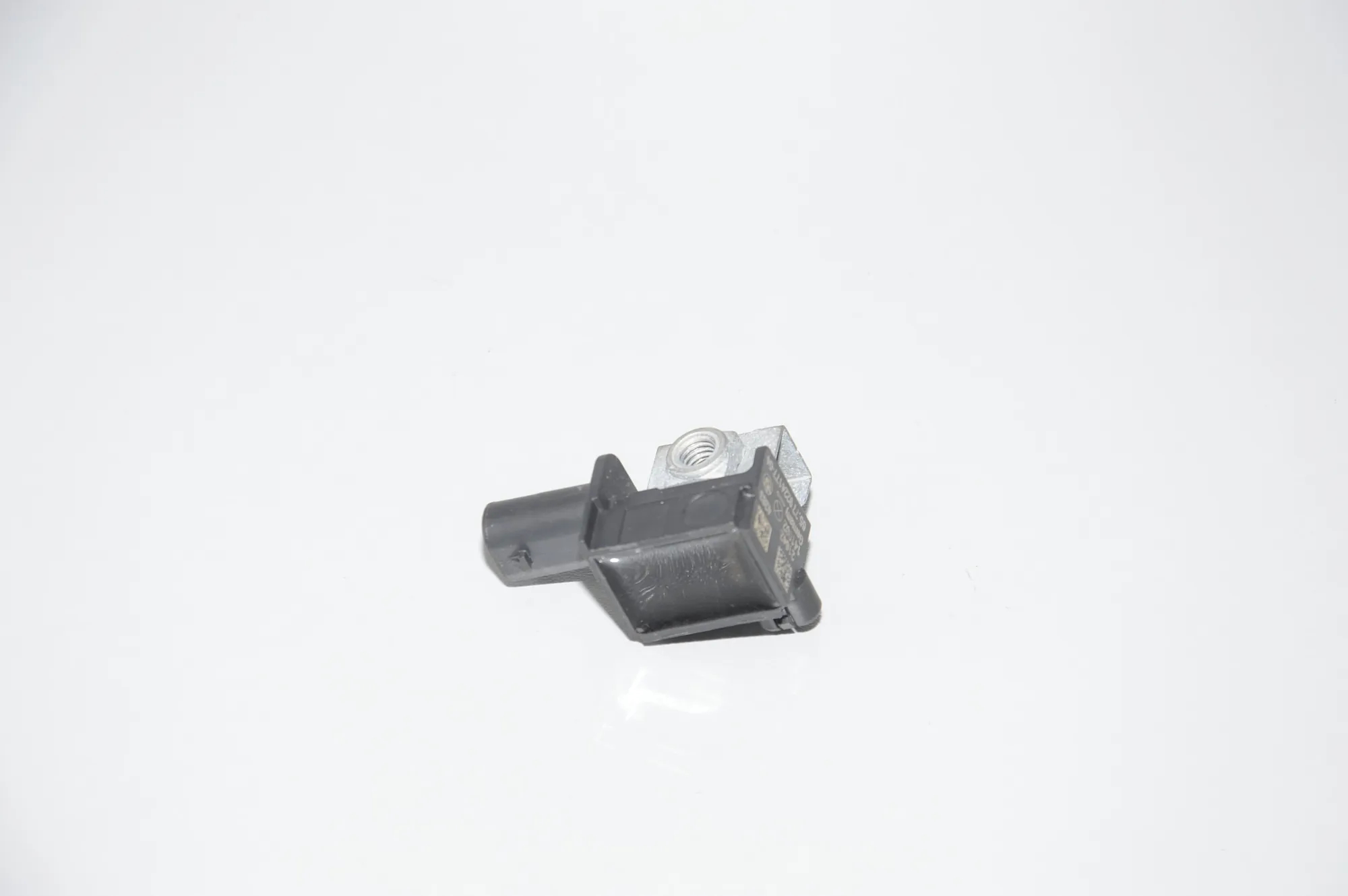 Front Left Impact Sensor – OEM 65779224177 · BMW 5 (F10) 530 d 2014