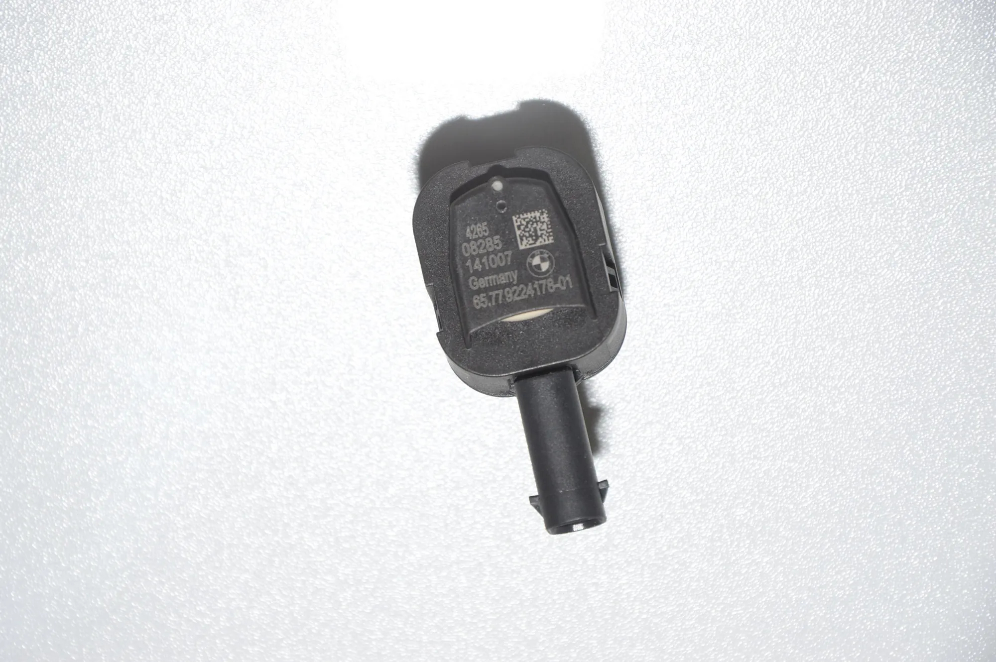 Right Side Impact Sensor – OEM 65779224178 · BMW 5 (F10) 530 d 2014 – 8