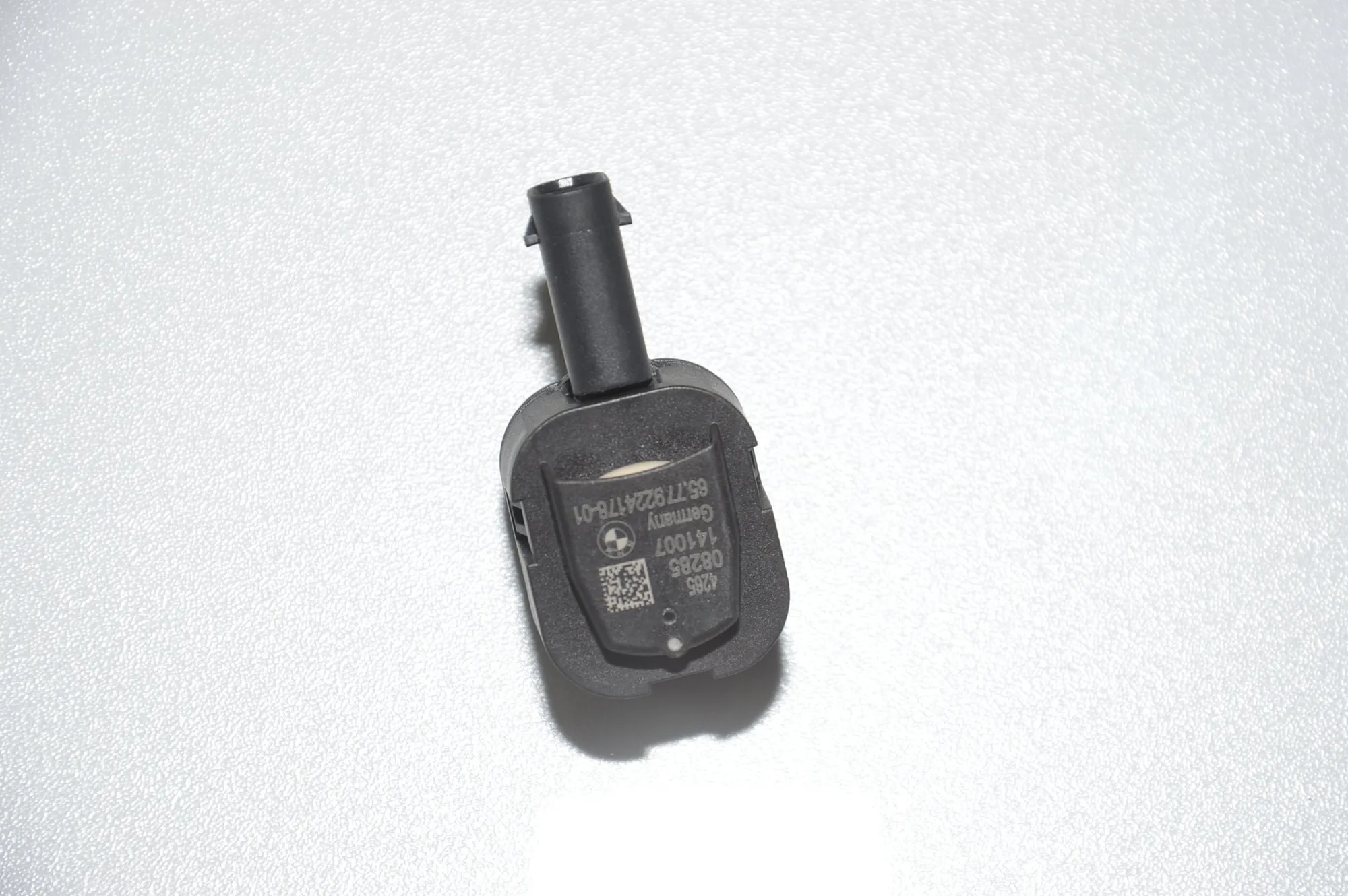 Right Side Impact Sensor – OEM 65779224178 · BMW 5 (F10) 530 d 2014 – 6