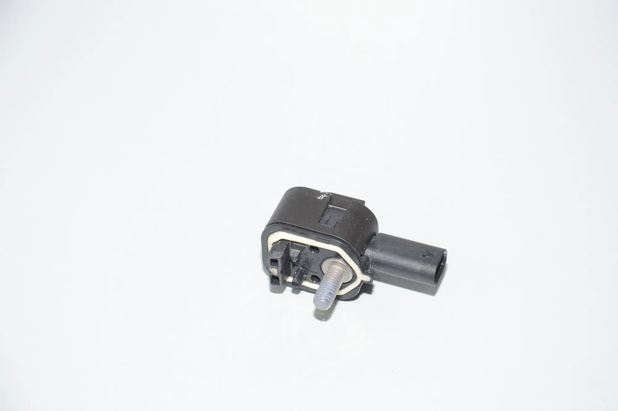 Right Side Impact Sensor – OEM 65779224178 · BMW 5 (F10) 530 d 2014 – 2