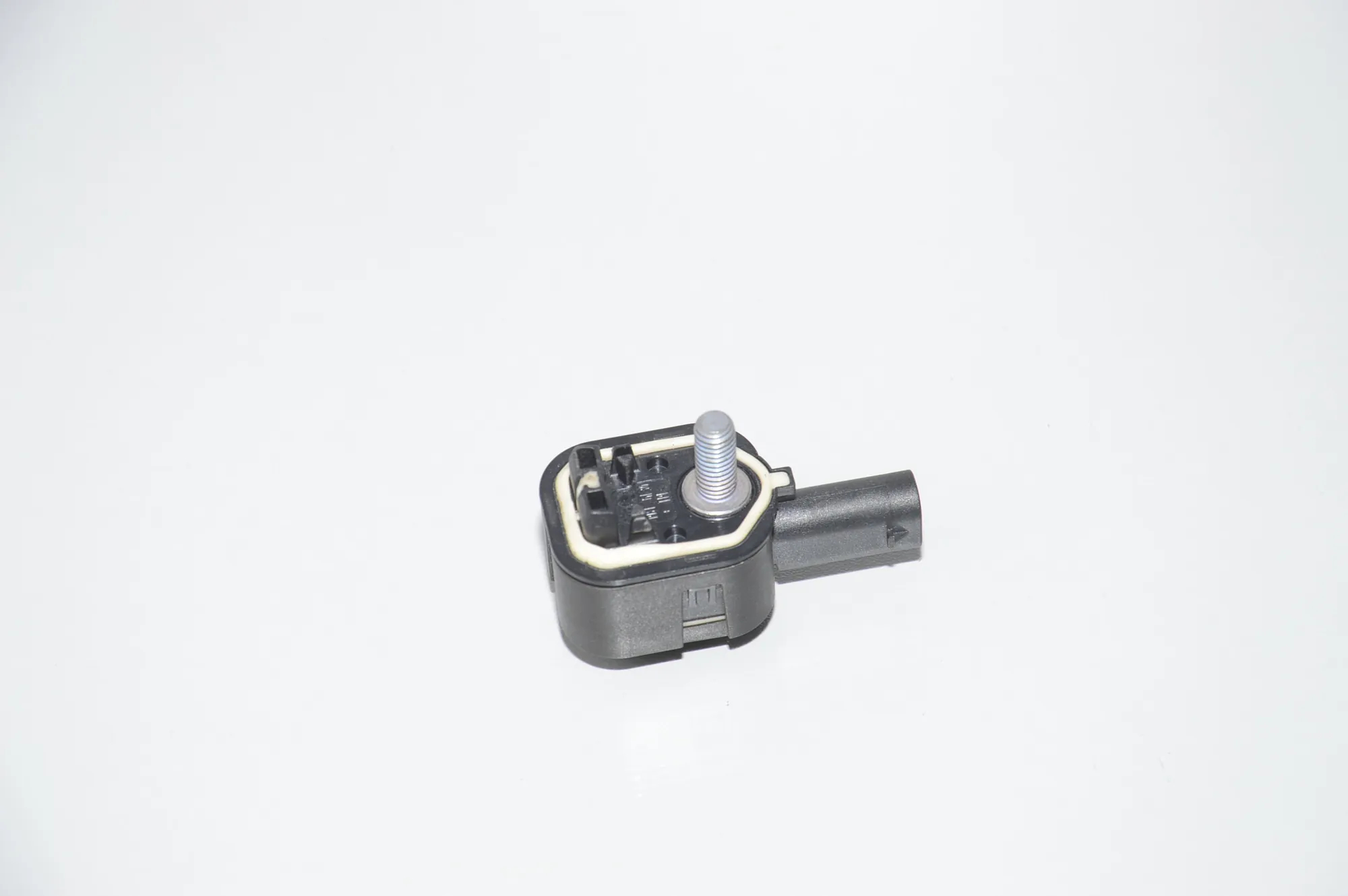 Right Side Impact Sensor – OEM 65779224178 · BMW 5 (F10) 530 d 2014 – 3