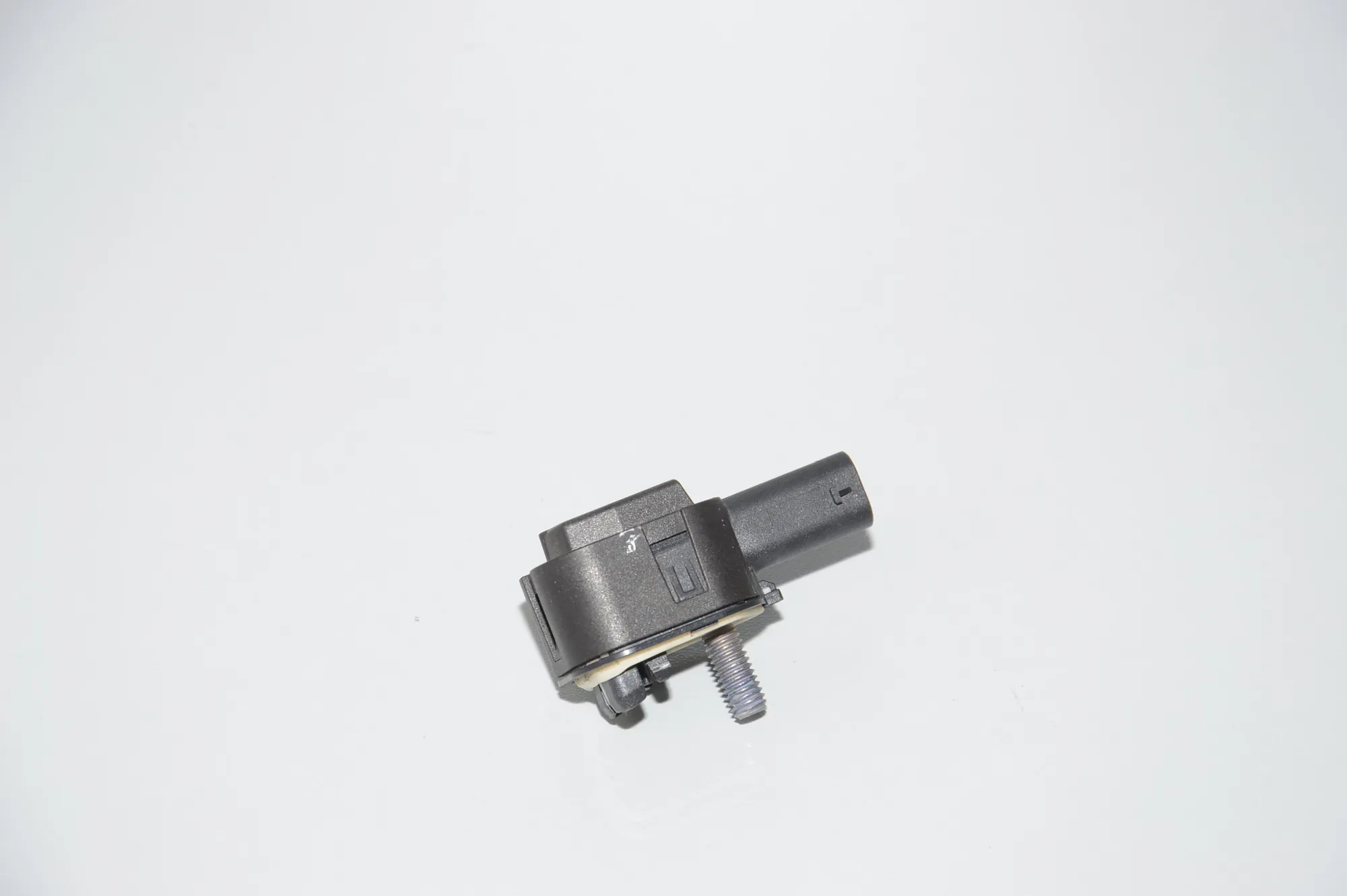 Right Side Impact Sensor – OEM 65779224178 · BMW 5 (F10) 530 d 2014 – 5