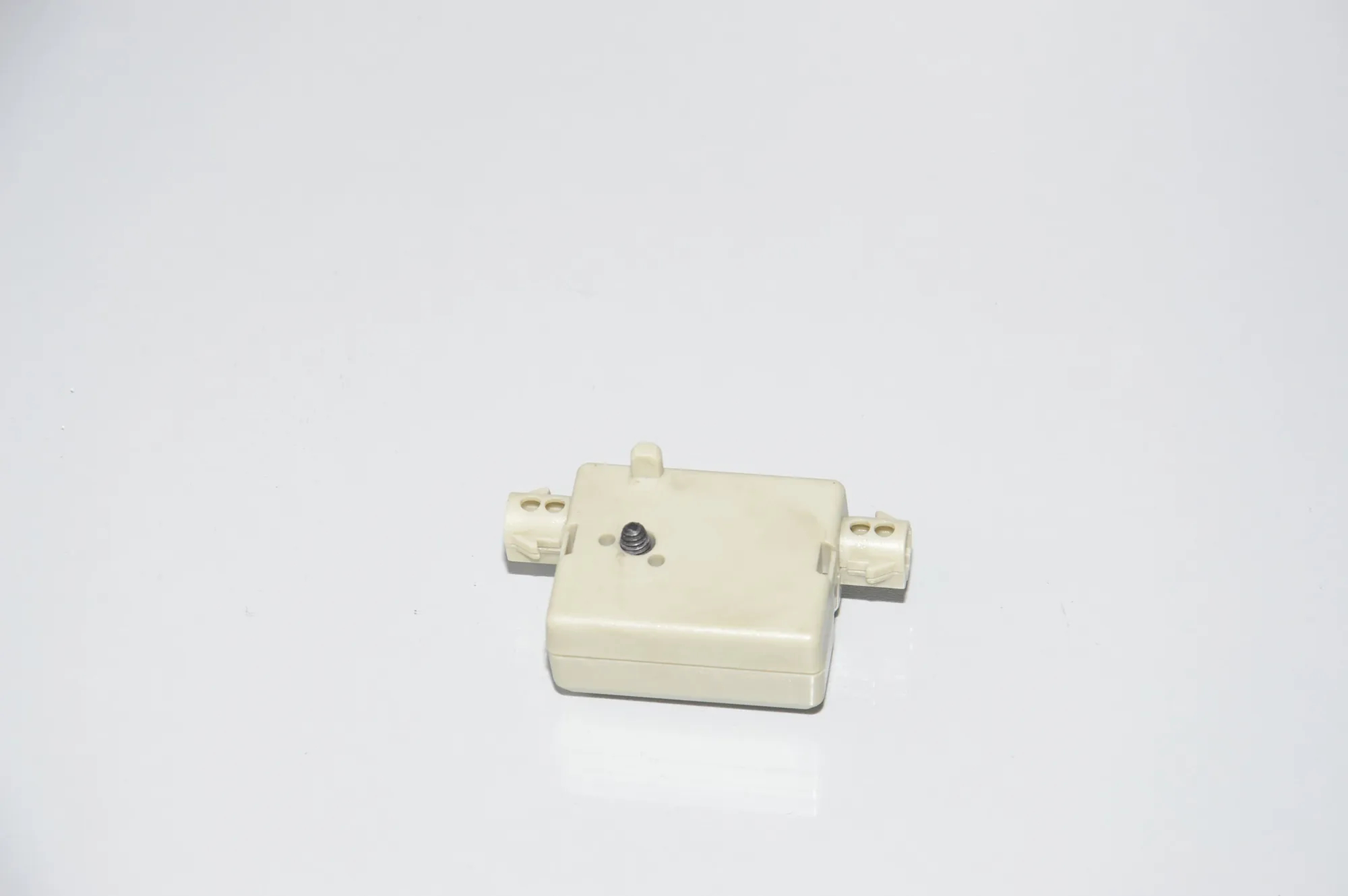 Antenna – OEM 65209118262 · BMW 5 (F10) 530 d 2014 – 3