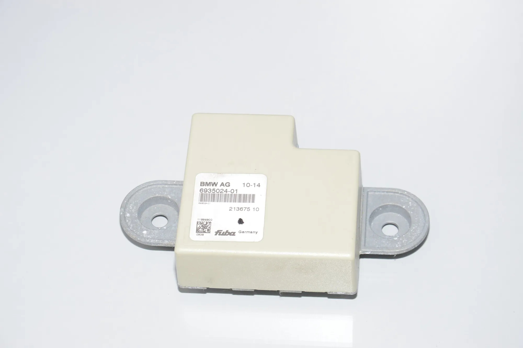 Antenna Amplifier – OEM 65206935024 · BMW 5 (F10) 530 d 2014