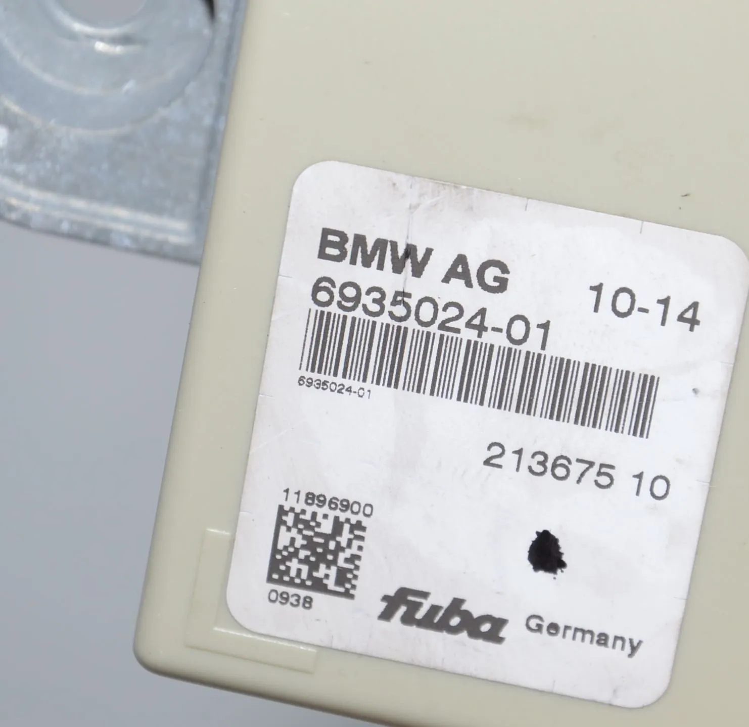 Antenna Amplifier – OEM 65206935024 · BMW 5 (F10) 530 d 2014 – 5
