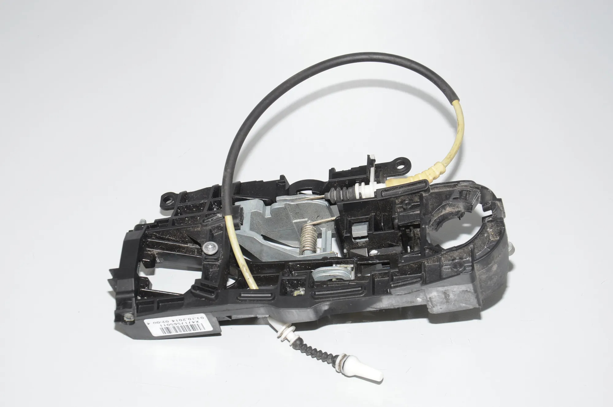 Front Right Door Interior Handle Frame – OEM 51212219939 · BMW 5 (F10) 530 d 2014 – 3