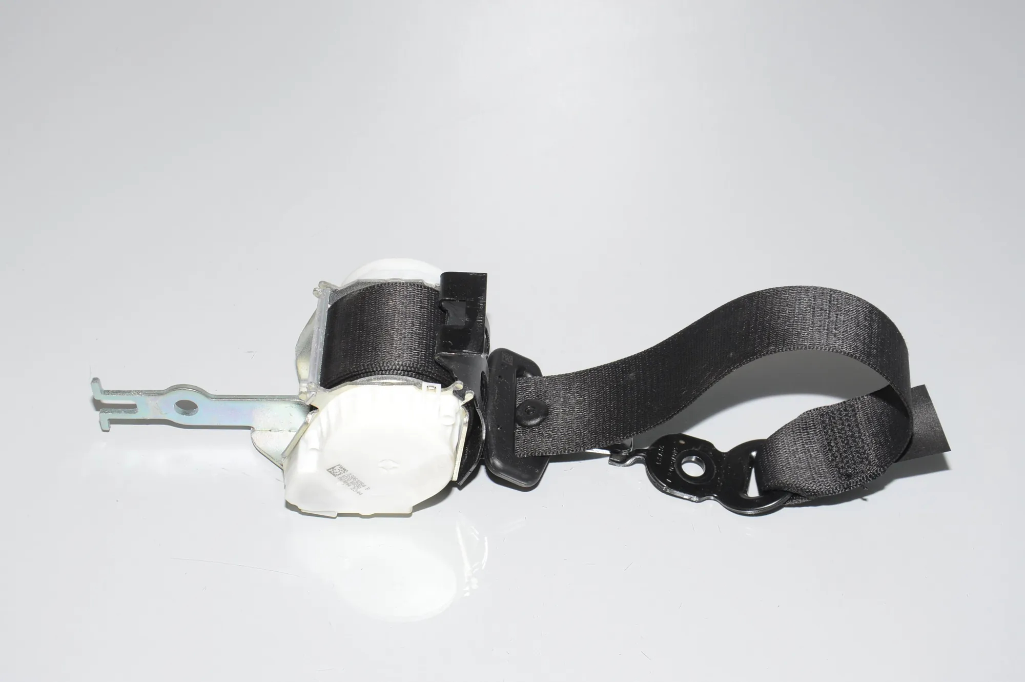 Rear Left Seatbelt – OEM 72119163237 · BMW 5 (F10) 530 d 2014 – 2