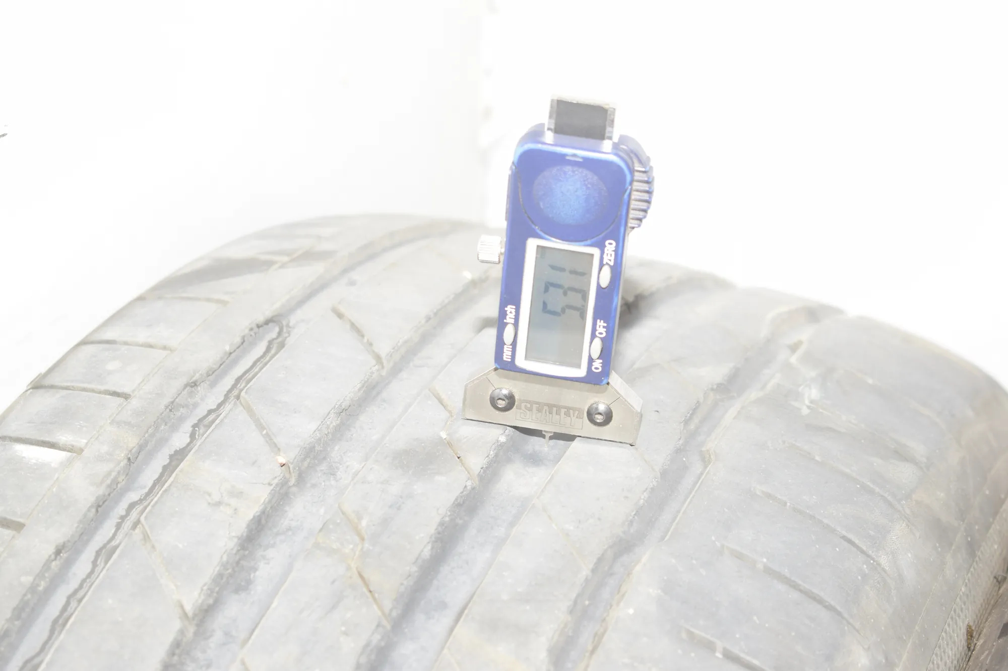 Tire · BMW 7 (F01, F02) BMW 7 (F01, F02) 730 d 2015 – 10