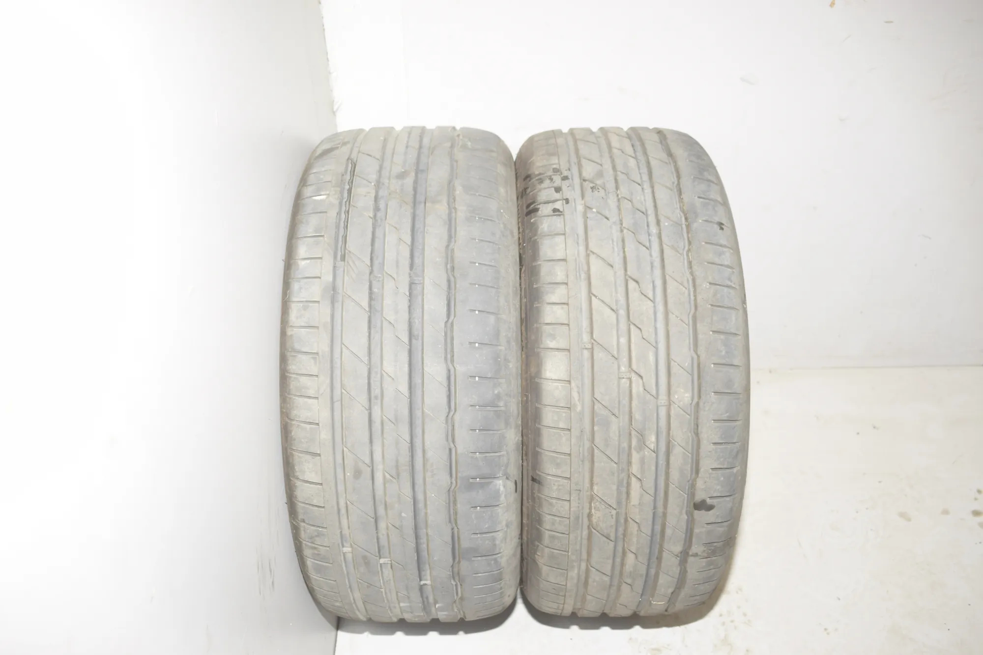 Tire · BMW 7 (F01, F02) BMW 7 (F01, F02) 730 d 2015 – 8