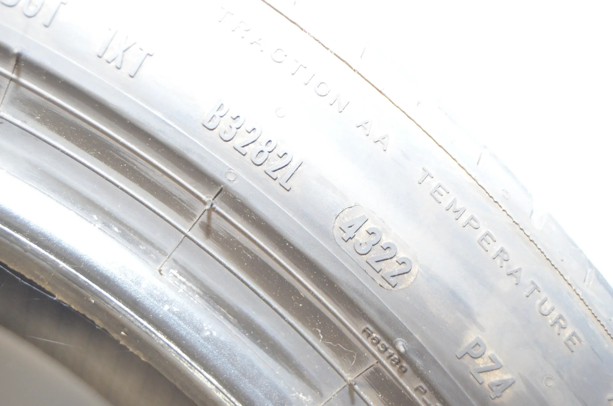 Tire · BMW X5 (F15, F85) BMW X5 (F15, F85) sDrive 25 d 2016 – 5