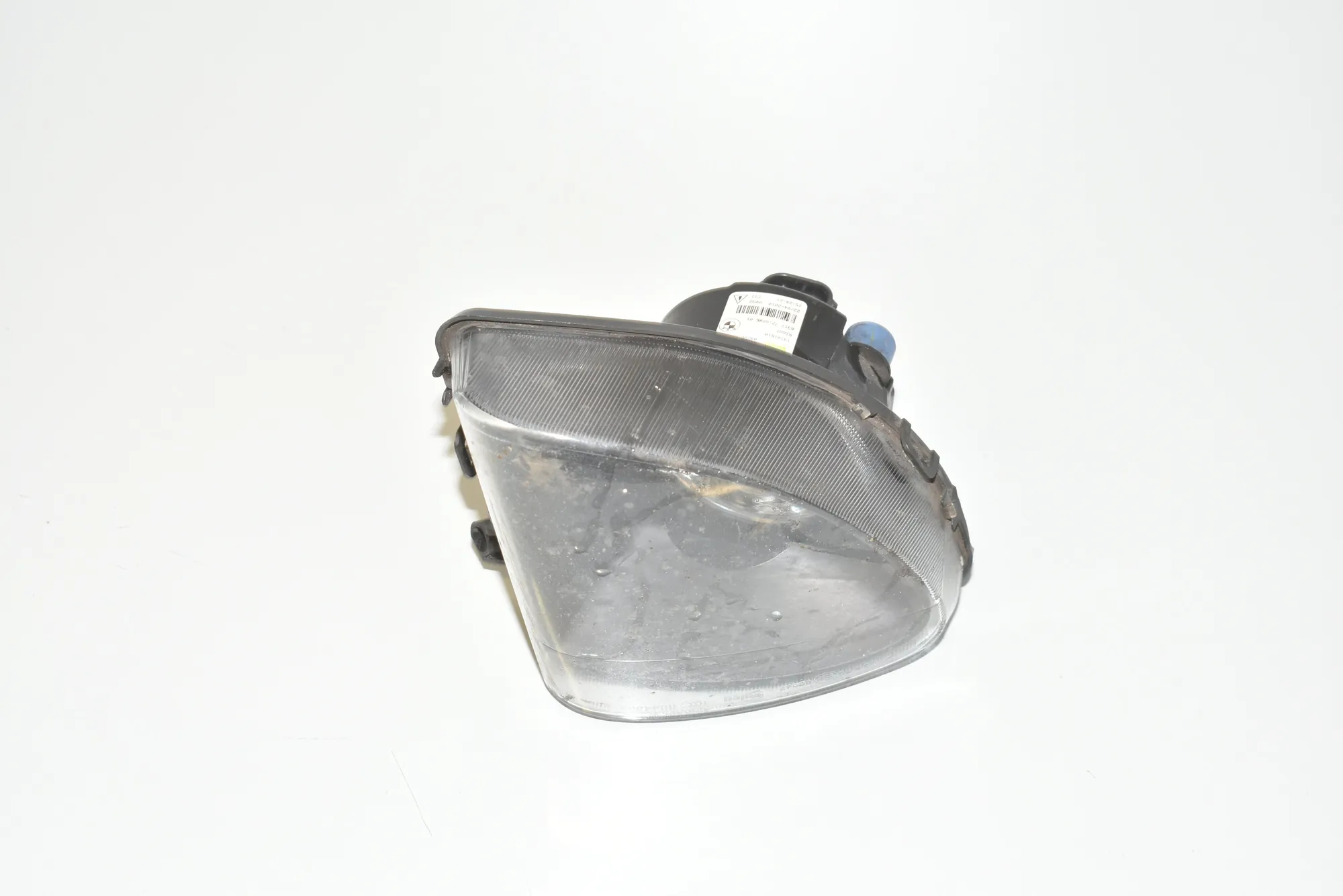 Front Right Fog Light – OEM 63177216886 · BMW 5 (F10) BMW 5 (F10) 520 d 2010