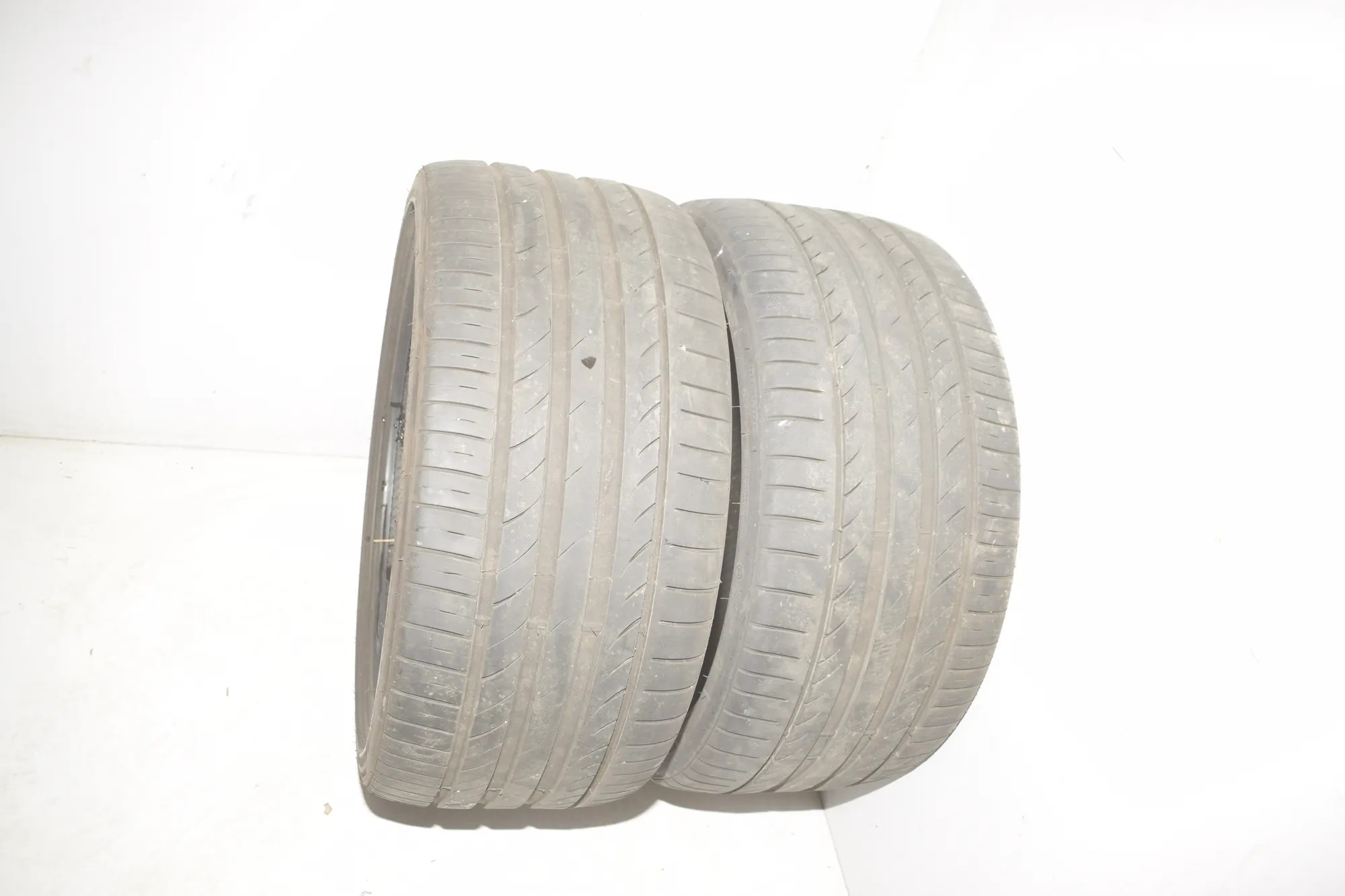 Tire · BMW 5 (F10) BMW 5 (F10) 518 d 2014 – 4