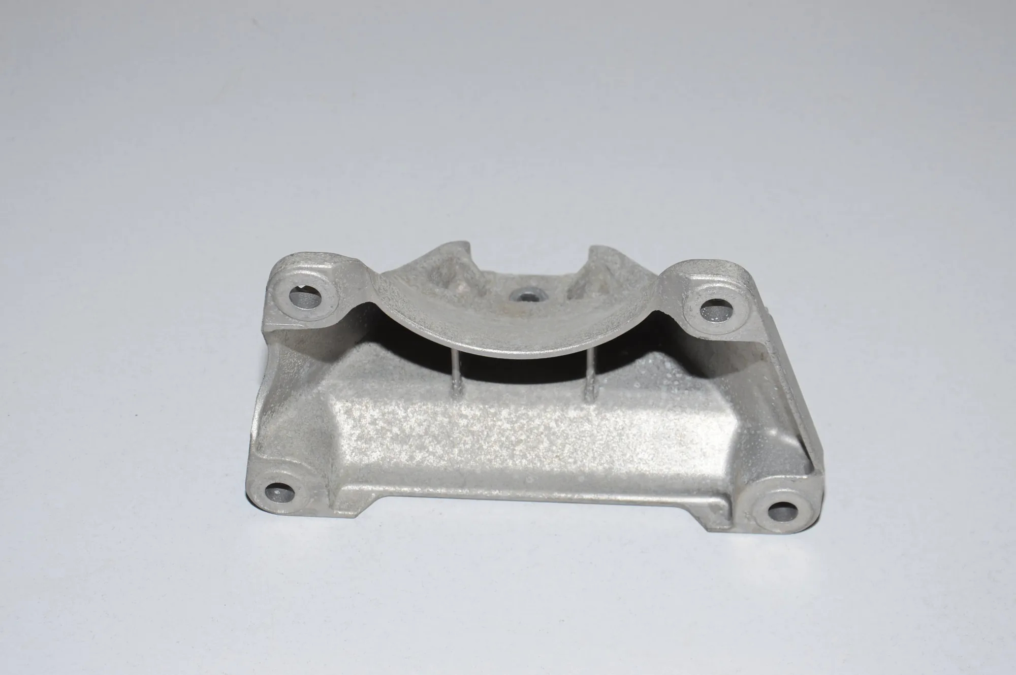 Gearbox Support Mount Bracket – OEM 22326781229 · BMW 5 (F10) 530 d 2014 – 3