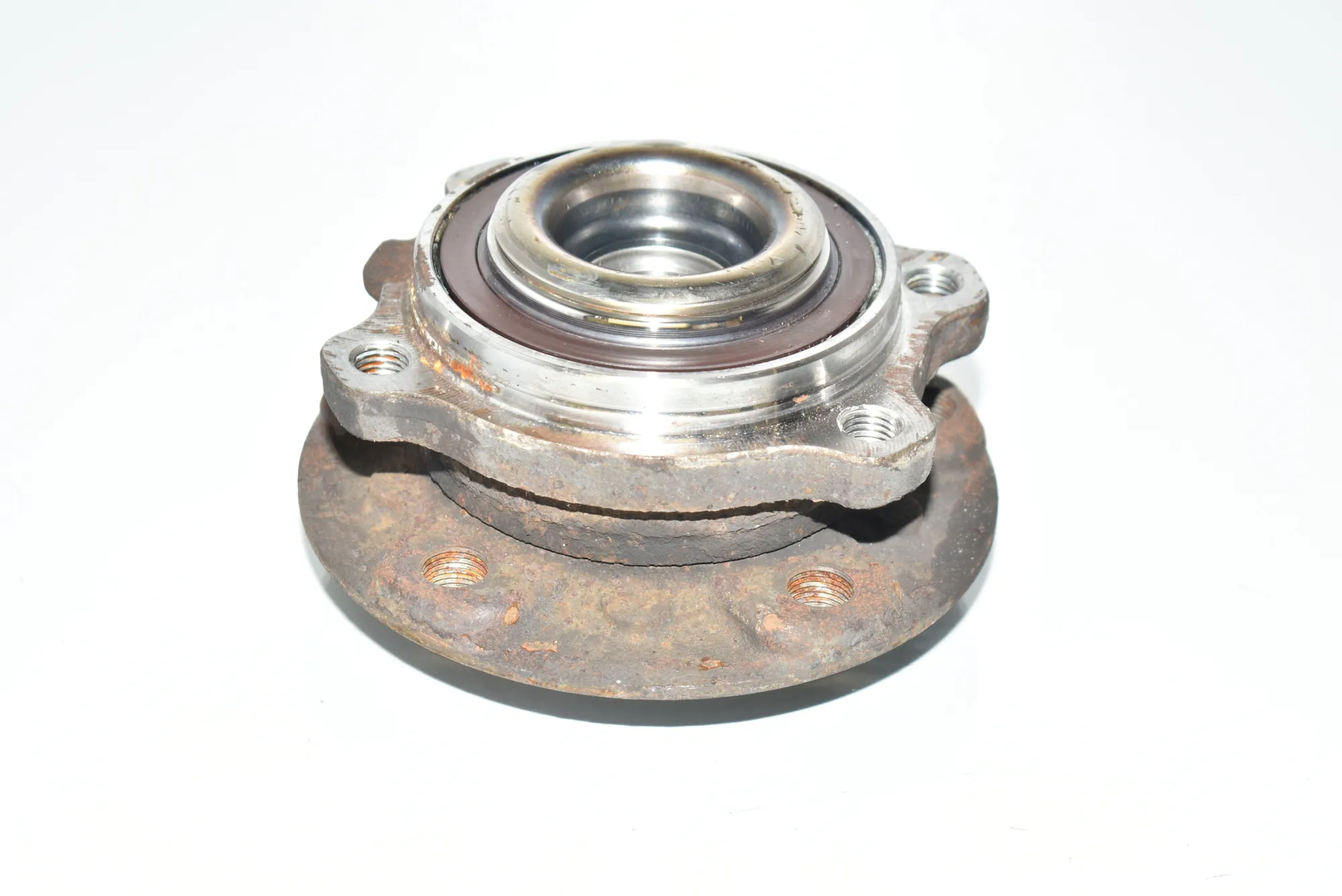 Front Left Wheel Bearing – OEM 31206872888 · BMW 5 Touring (F11) 520 d 2010 – 4