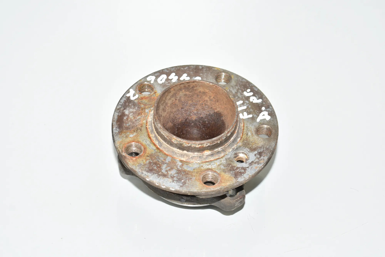 Front Right Wheel Bearing – OEM 31206872888 · BMW 5 Touring (F11) 520 d 2010