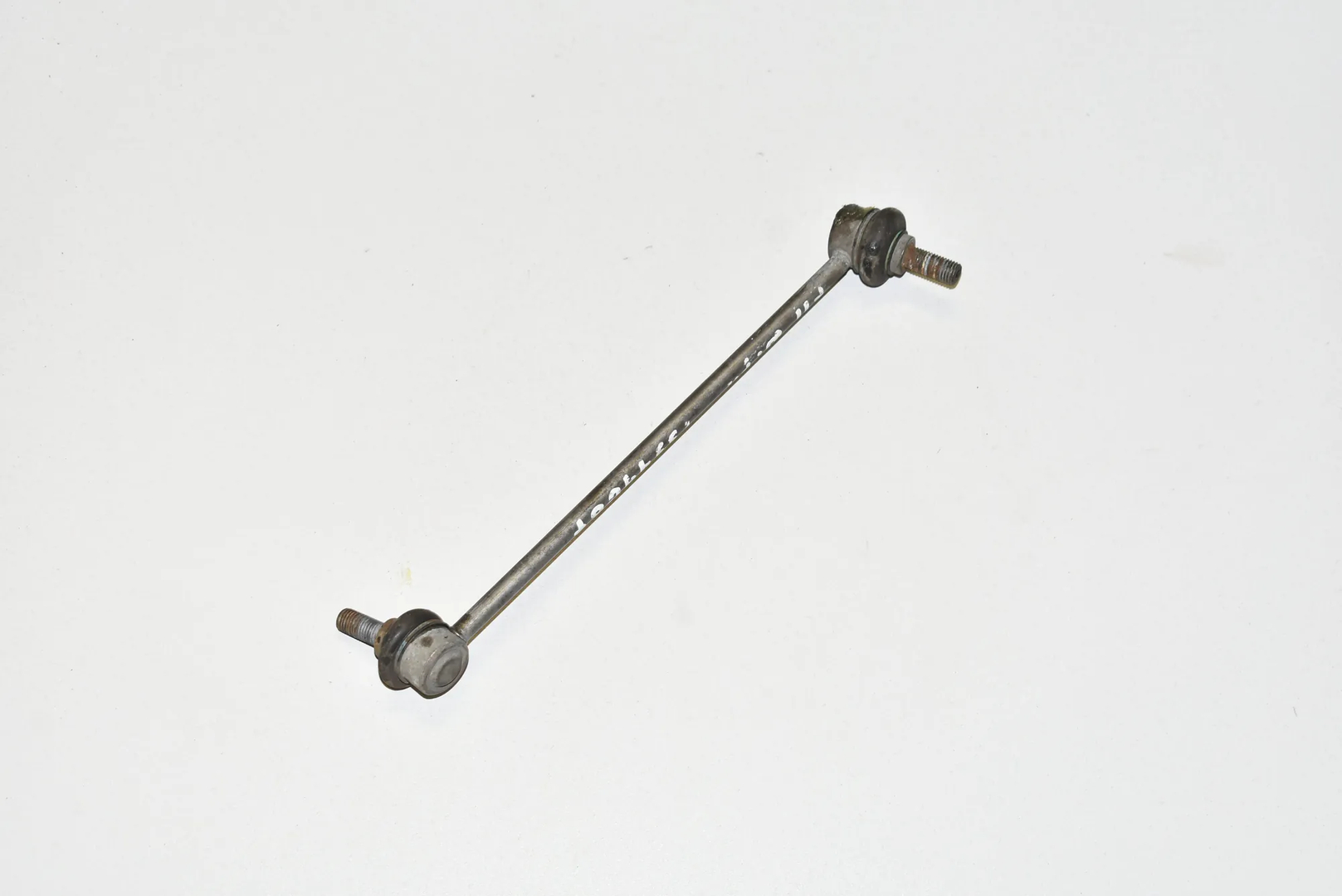 Front Right Stabilizer Link – OEM 6777319 · BMW 5 Touring (F11) 520 d 2010 – 3