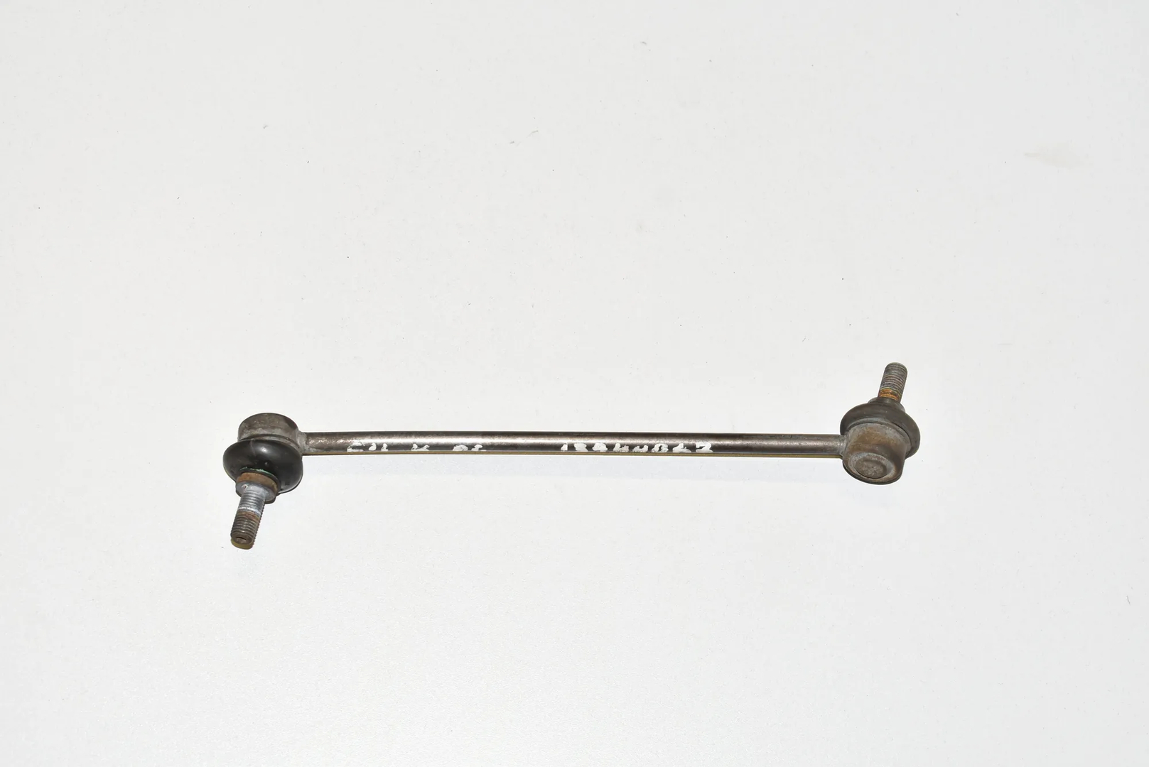 Front Left Stabilizer Link – OEM 31356777319 · BMW 5 Touring (F11) 520 d 2010 – 3