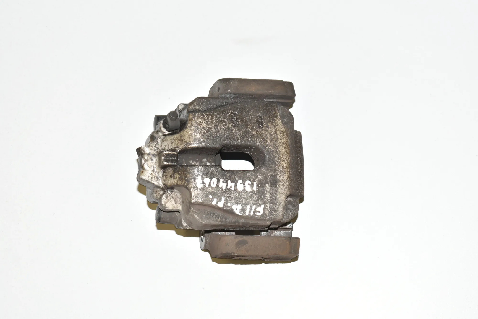 Front Right Brake Caliper – OEM 34116791920 · BMW 5 Touring (F11) 520 d 2010 – 2