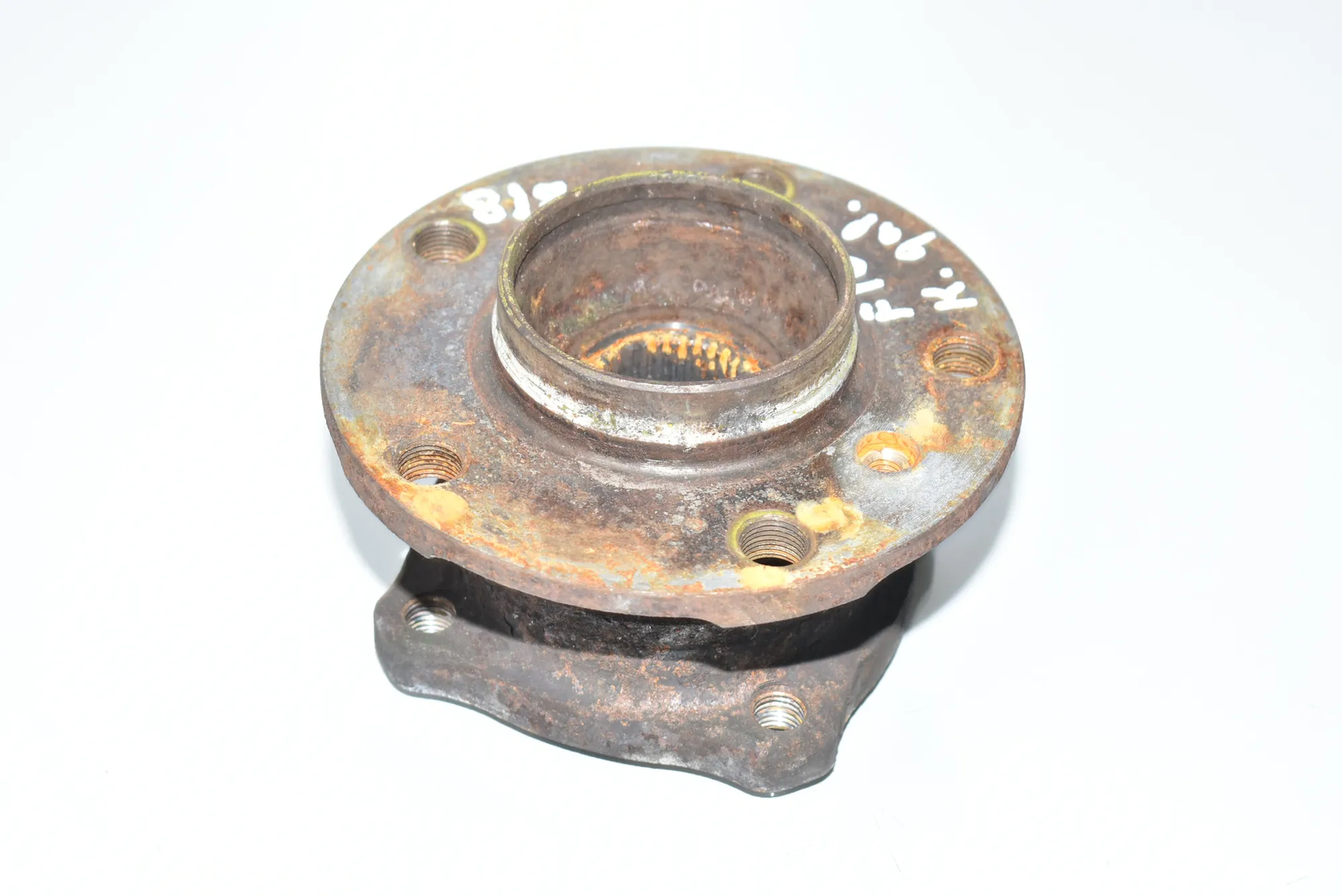 Rear Left Wheel Bearing – OEM 33406850159 · BMW 5 (F10) 530 d 2014 – 2