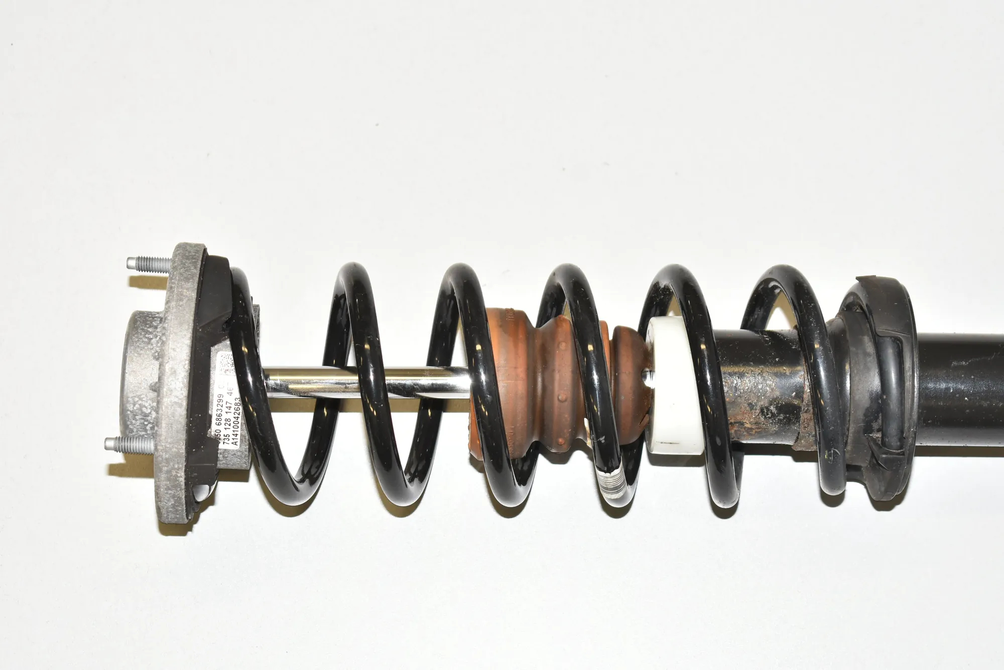 Rear Right Shock Absorber – OEM 6863299 · BMW 5 (F10) 530 d 2014 – 2