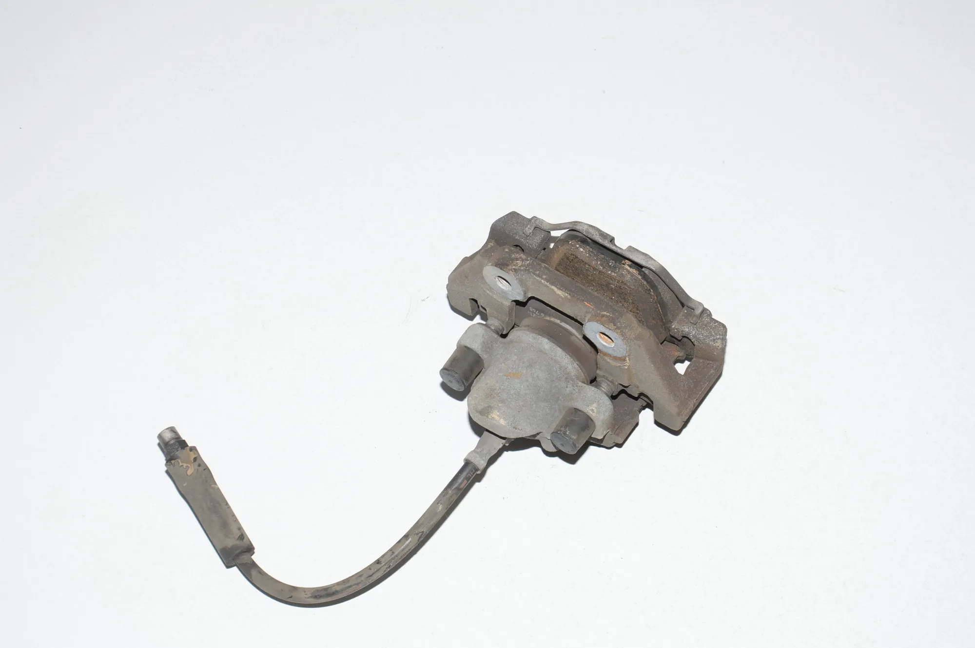 Rear Left Brake Caliper – OEM 34216753679 · BMW 7 (E65, E66, E67) 730 Ld 2005 – 3