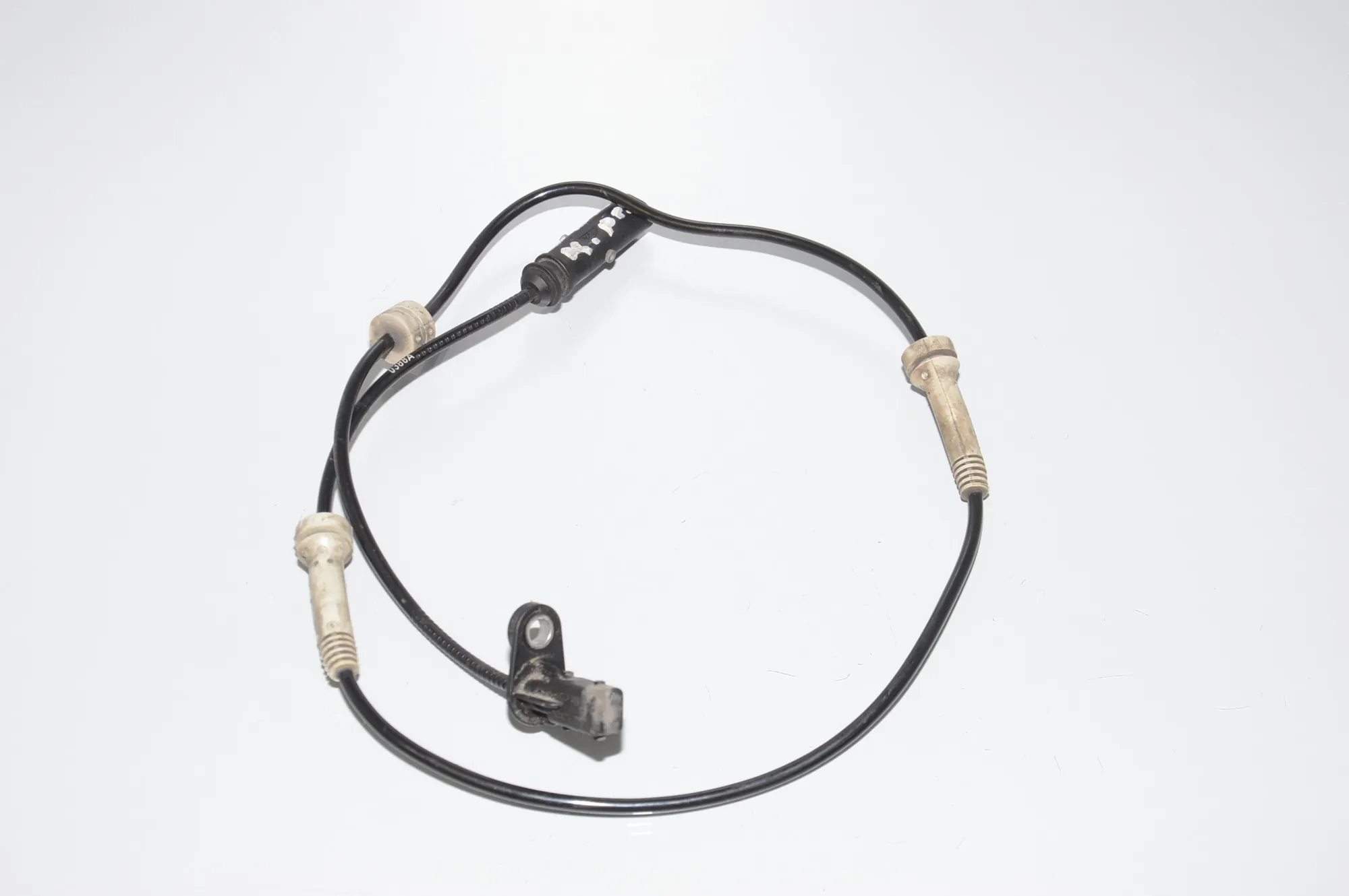 Front Left ABS Sensor – OEM 6874877 · BMW 6 Gran Turismo (G32) (2017 - -) 640 i 2018 – 4