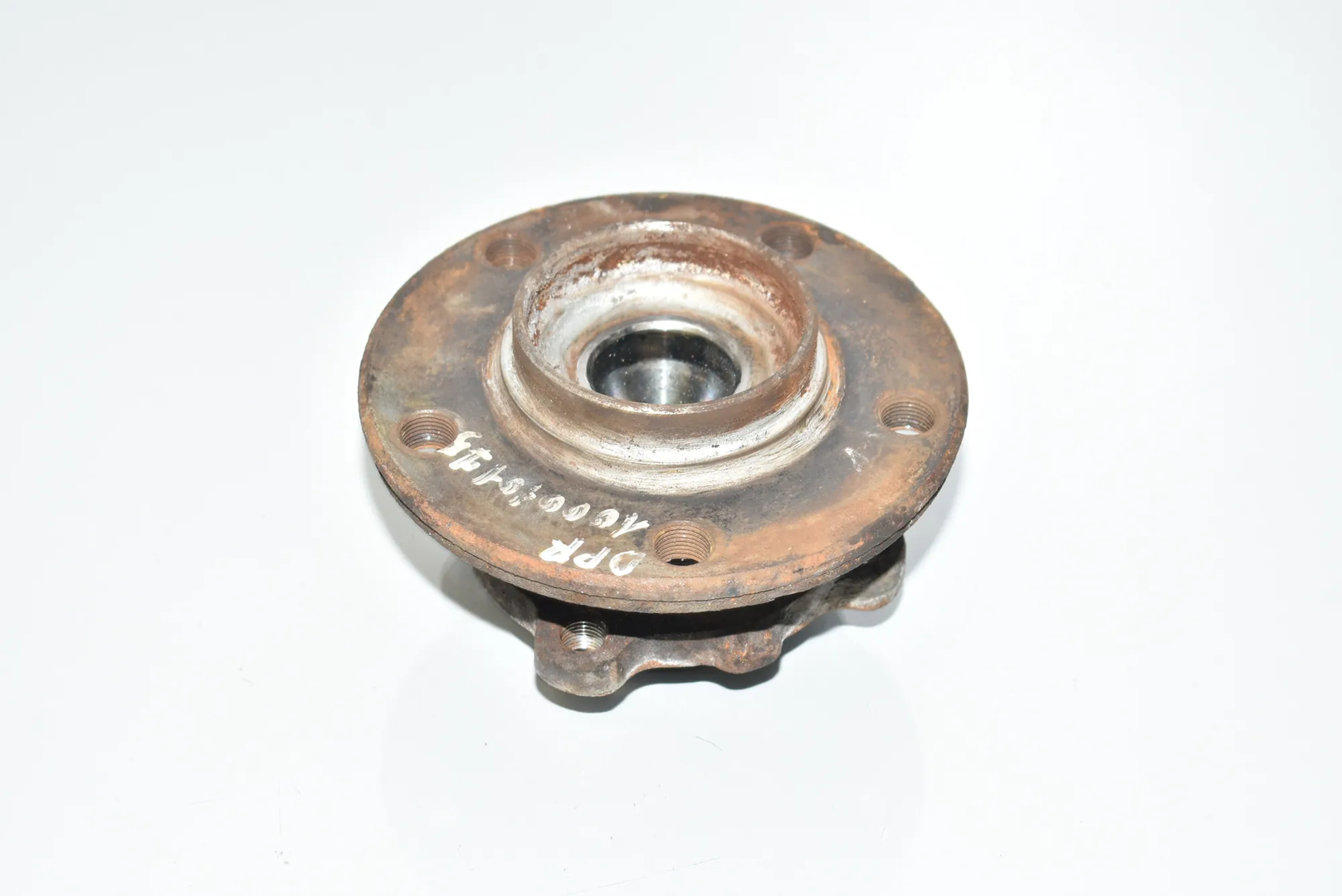 Front Right Wheel Bearing – OEM 31206876844 · BMW 3 Touring (F31) 330 d xDrive 2016 – 2