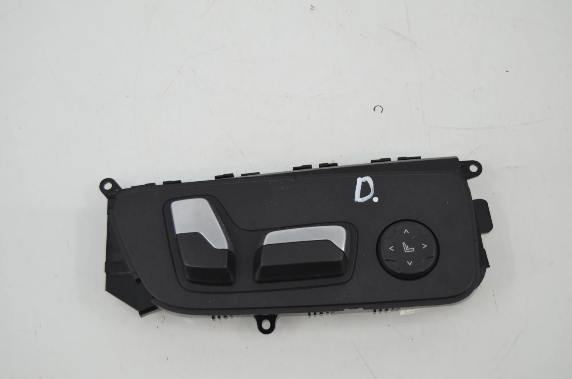 Switches – OEM 9390108 · BMW 3 Touring (G21) (2019 - -) 320 i 2023