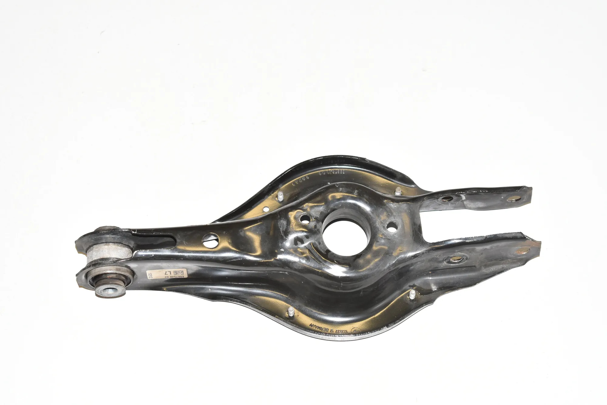 Rear Right Lower Control Arm – OEM 6867541 · BMW 3 Touring (F31) 330 d xDrive 2016 – 2