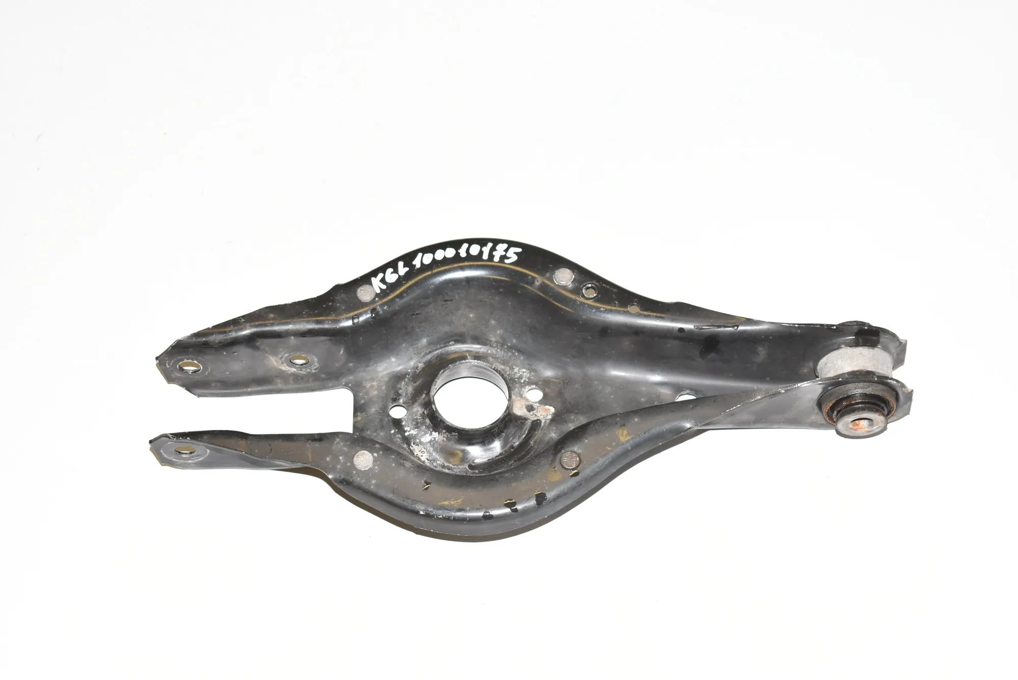 Rear Left Lower Control Arm – OEM 33326867540 · BMW 3 Touring (F31) 330 d xDrive 2016 – 3