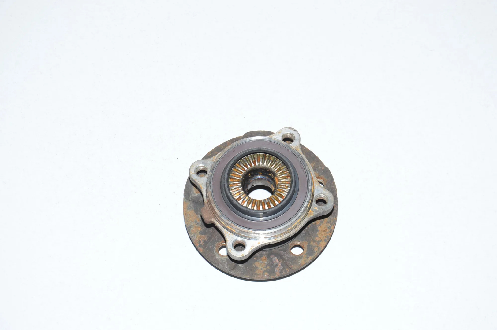 Front Left Wheel Bearing – OEM 6867926 · BMW 2 Active Tourer (F45) 218 d 2017 – 3