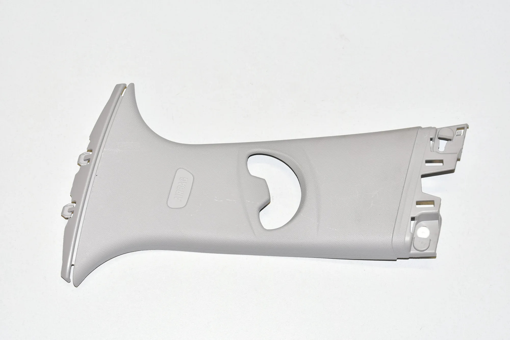 Left Side B Pillar Trim – OEM 7221025 · BMW 1 (F20) BMW 1 (F20) 120 d 2015 – 2