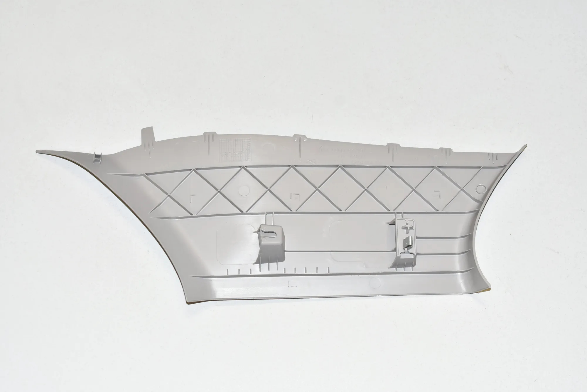 Rear Left Pillar Trim – OEM 7221029 · BMW 1 (F20) BMW 1 (F20) 120 d 2015 – 3
