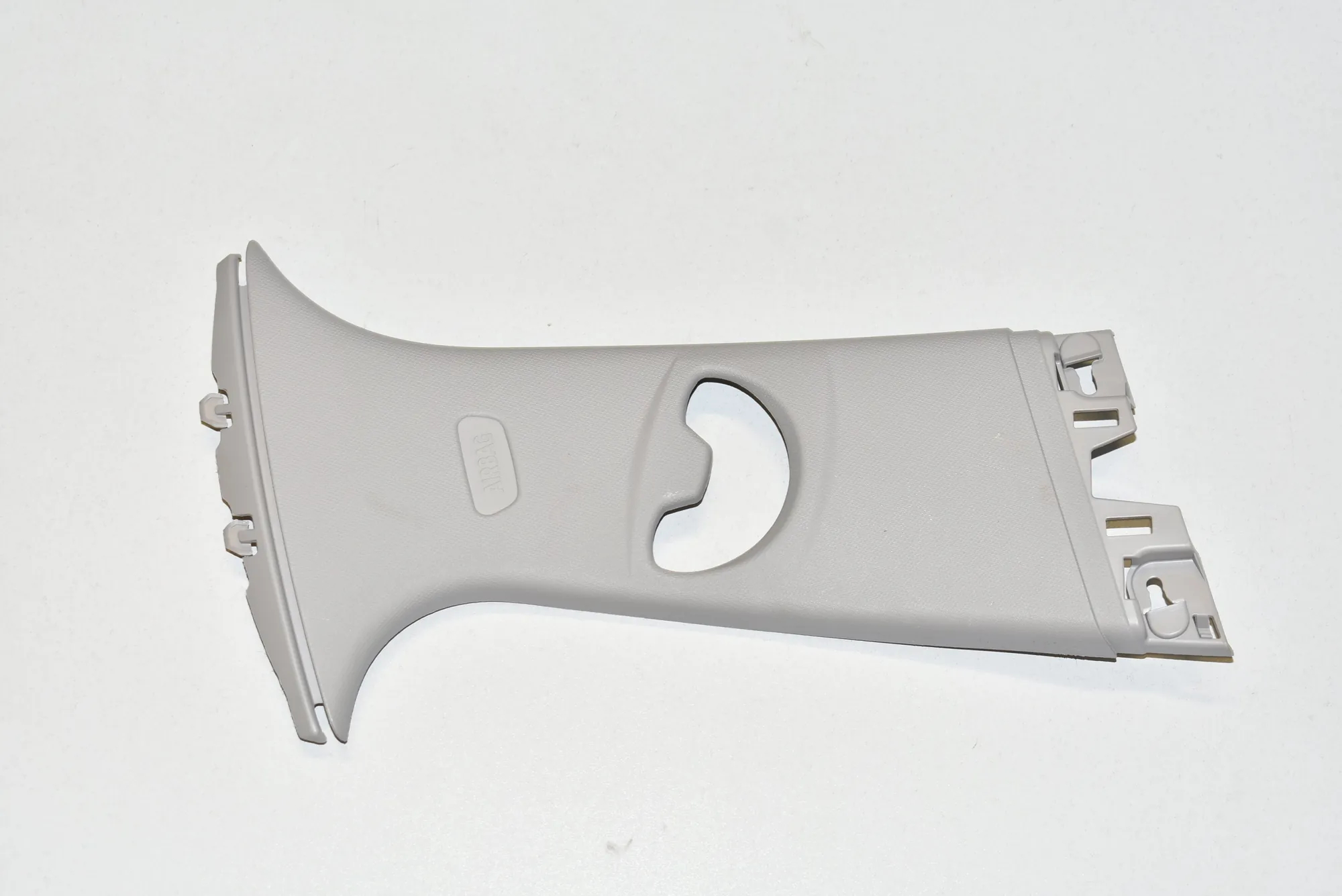 Right Side B Pillar Trim – OEM 7221026 · BMW 1 (F20) BMW 1 (F20) 120 d 2015
