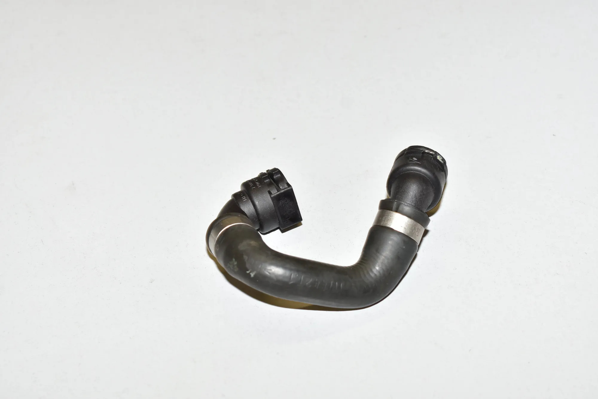 Coolant Hose Pipe – OEM 11537800104 · BMW 5 (F10) 525 d 2010