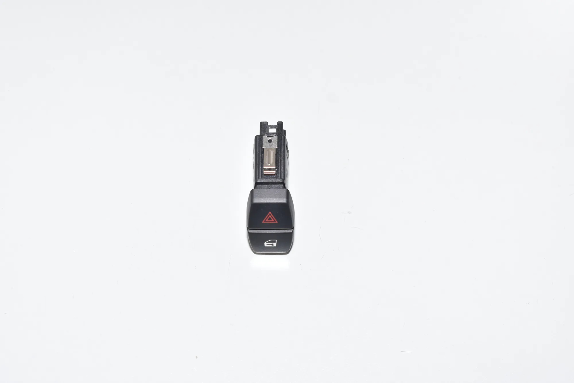 Hazard Button – OEM 9161896 · BMW 5 (F10) 525 d 2010