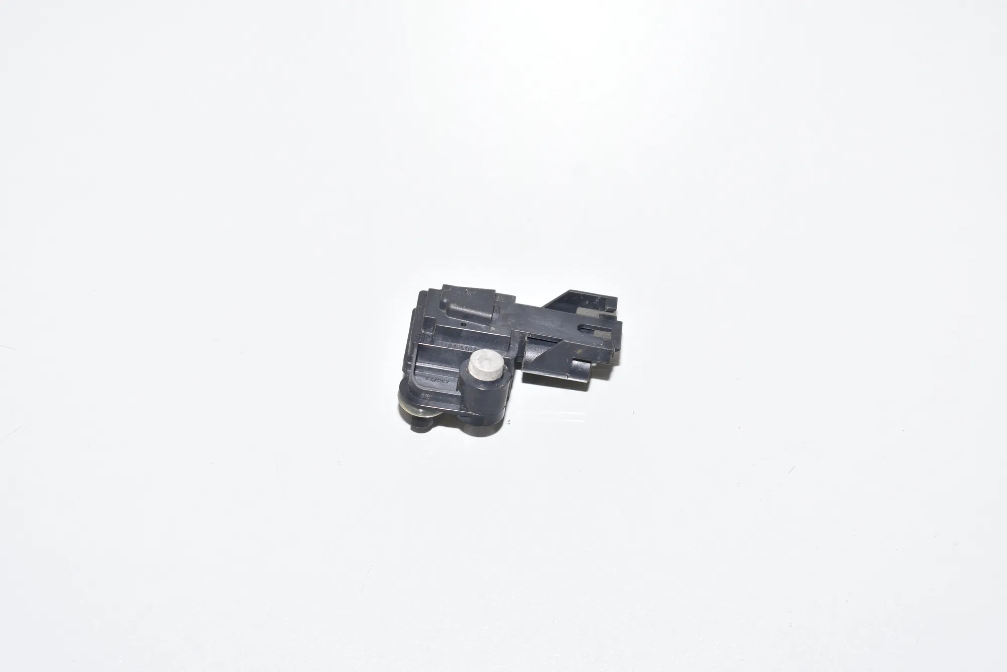 Left Side Impact Sensor – OEM 65779159311 · BMW 5 (F10) 525 d 2010 – 2