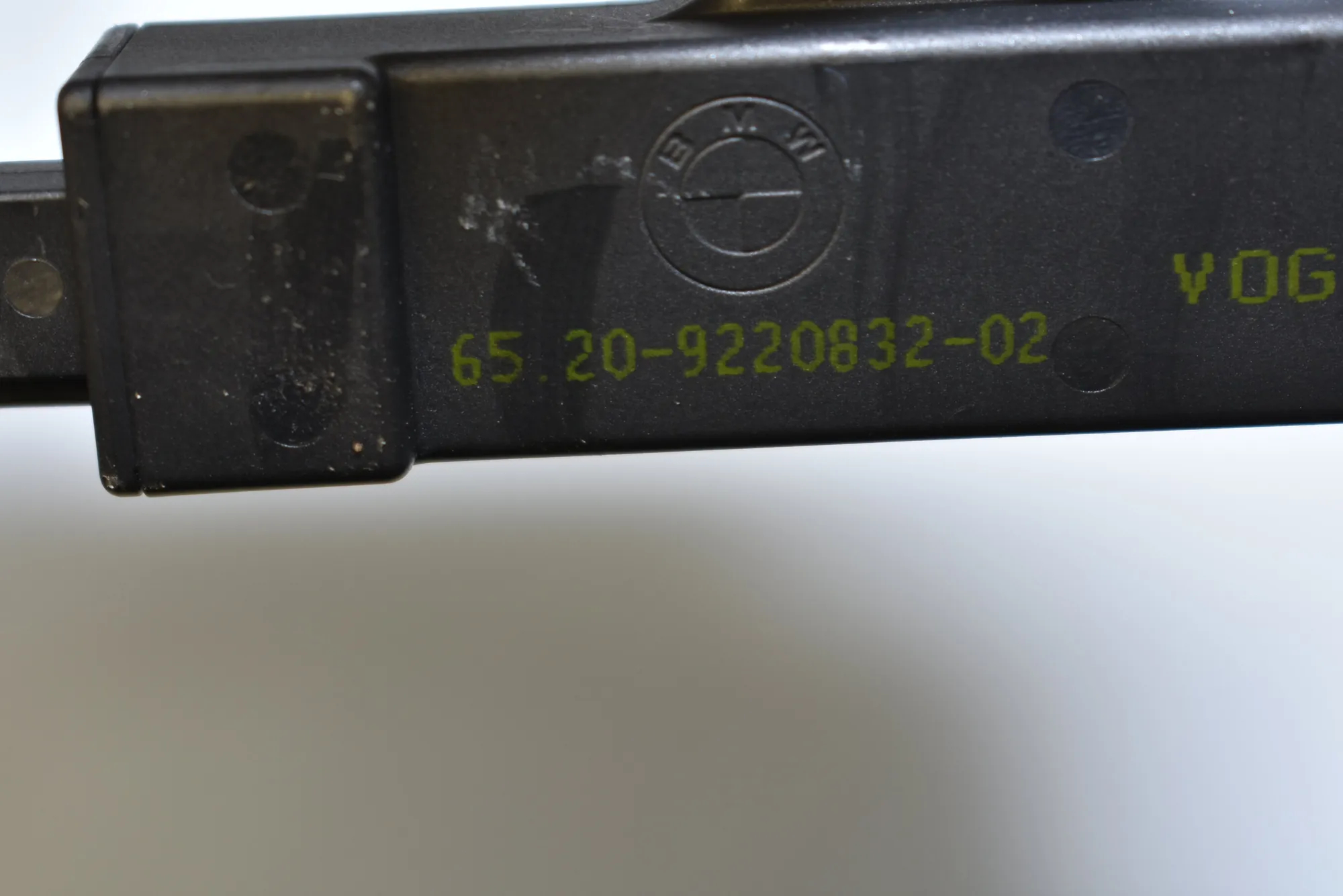 Antenna – OEM 9220832 · BMW 5 (F10) 525 d 2010 – 4