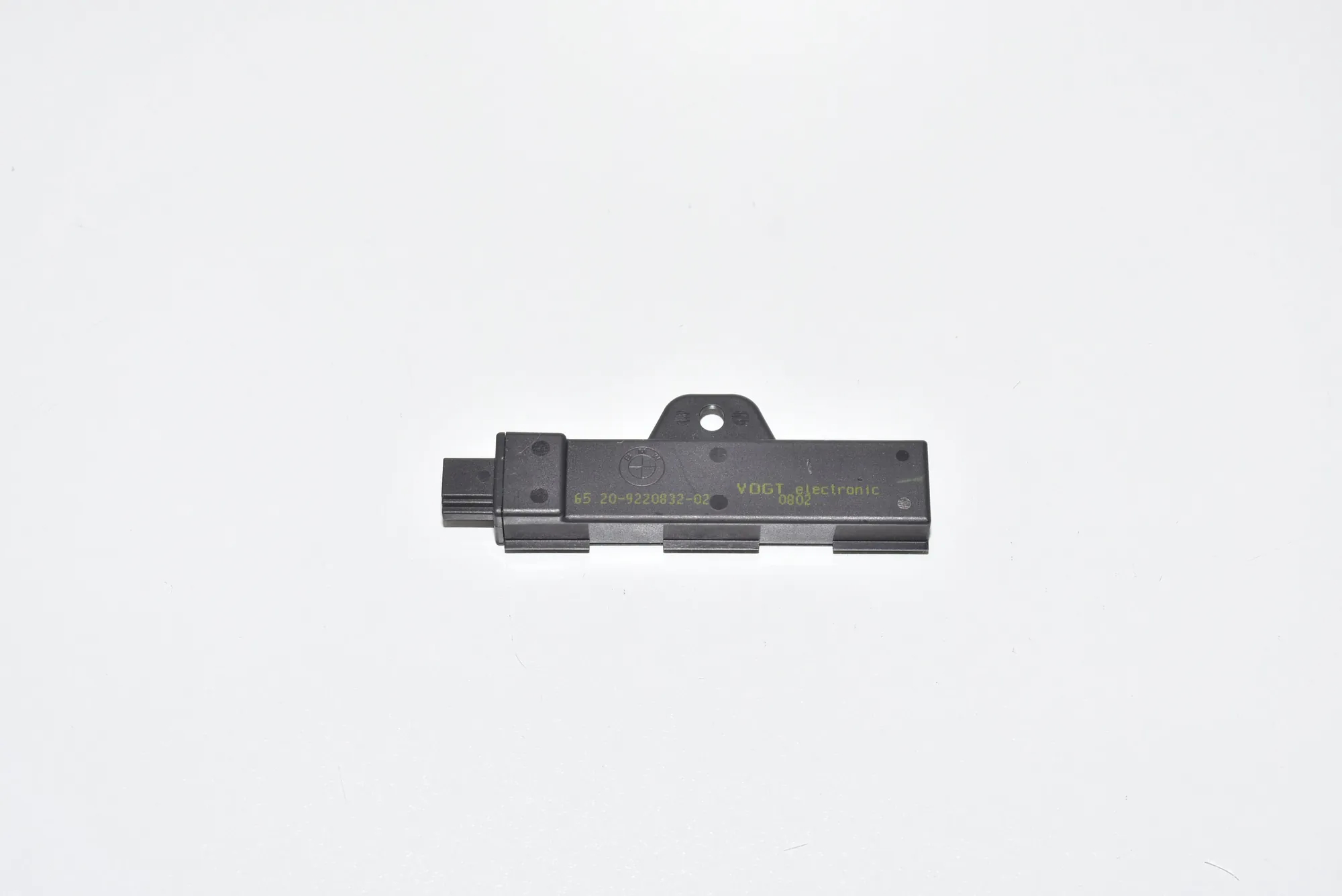 Antenna – OEM 9220832 · BMW 5 (F10) 525 d 2010 – 2