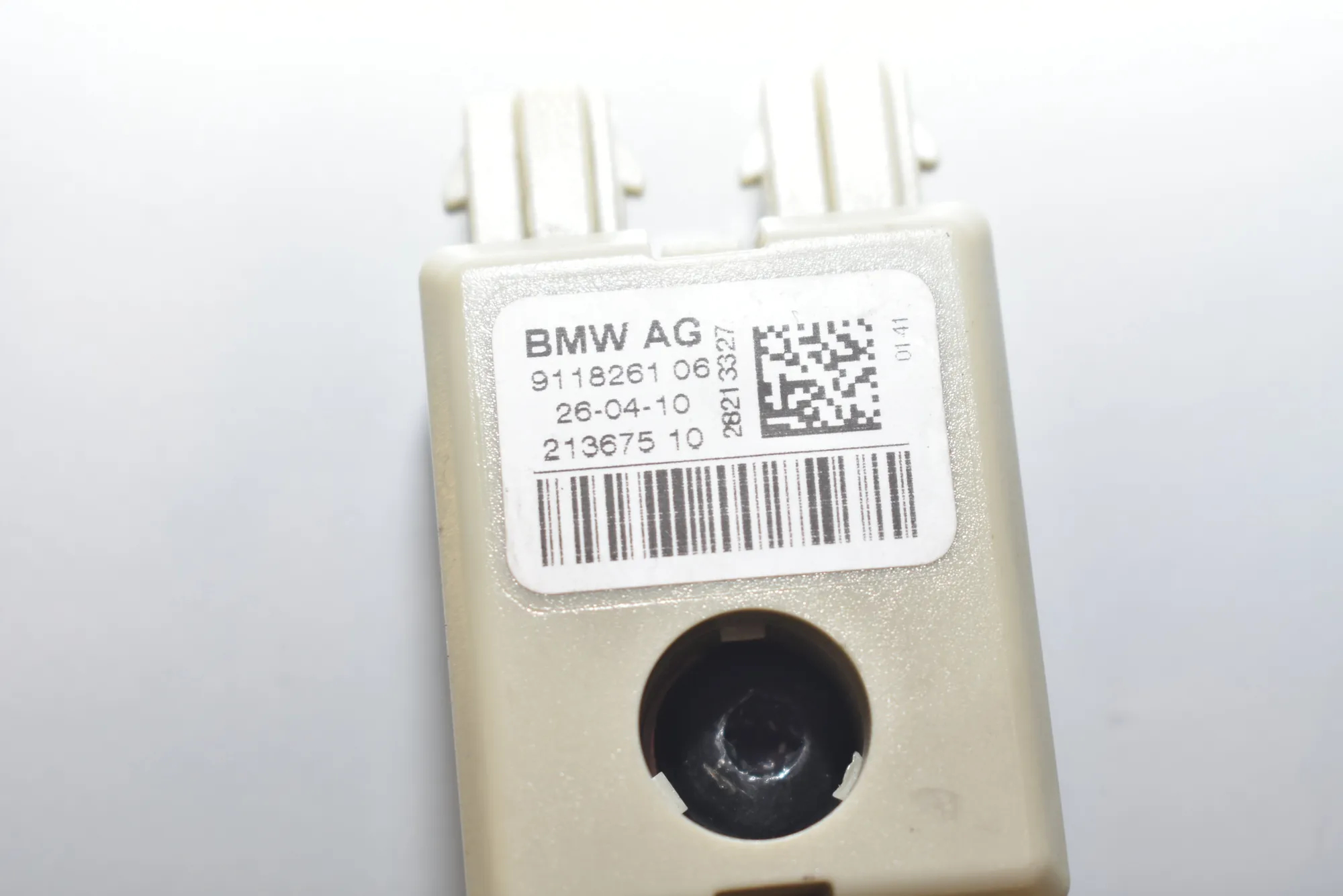 Antenna – OEM 65209118261 · BMW 5 (F10) 525 d 2010 – 4